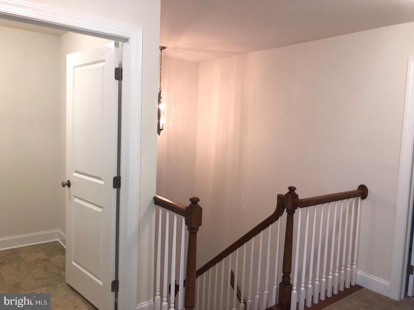 COURTS AT BRYNWOOD - Residential Lease