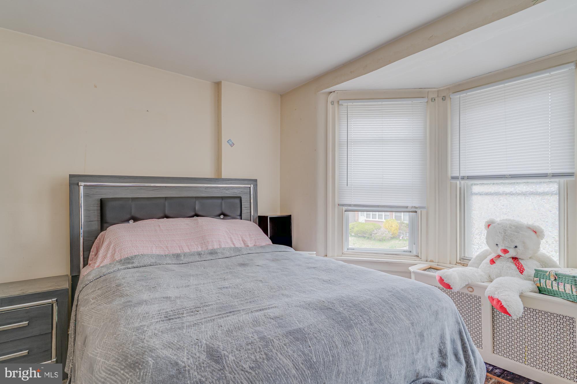 CHELTENHAM VIL - Residential