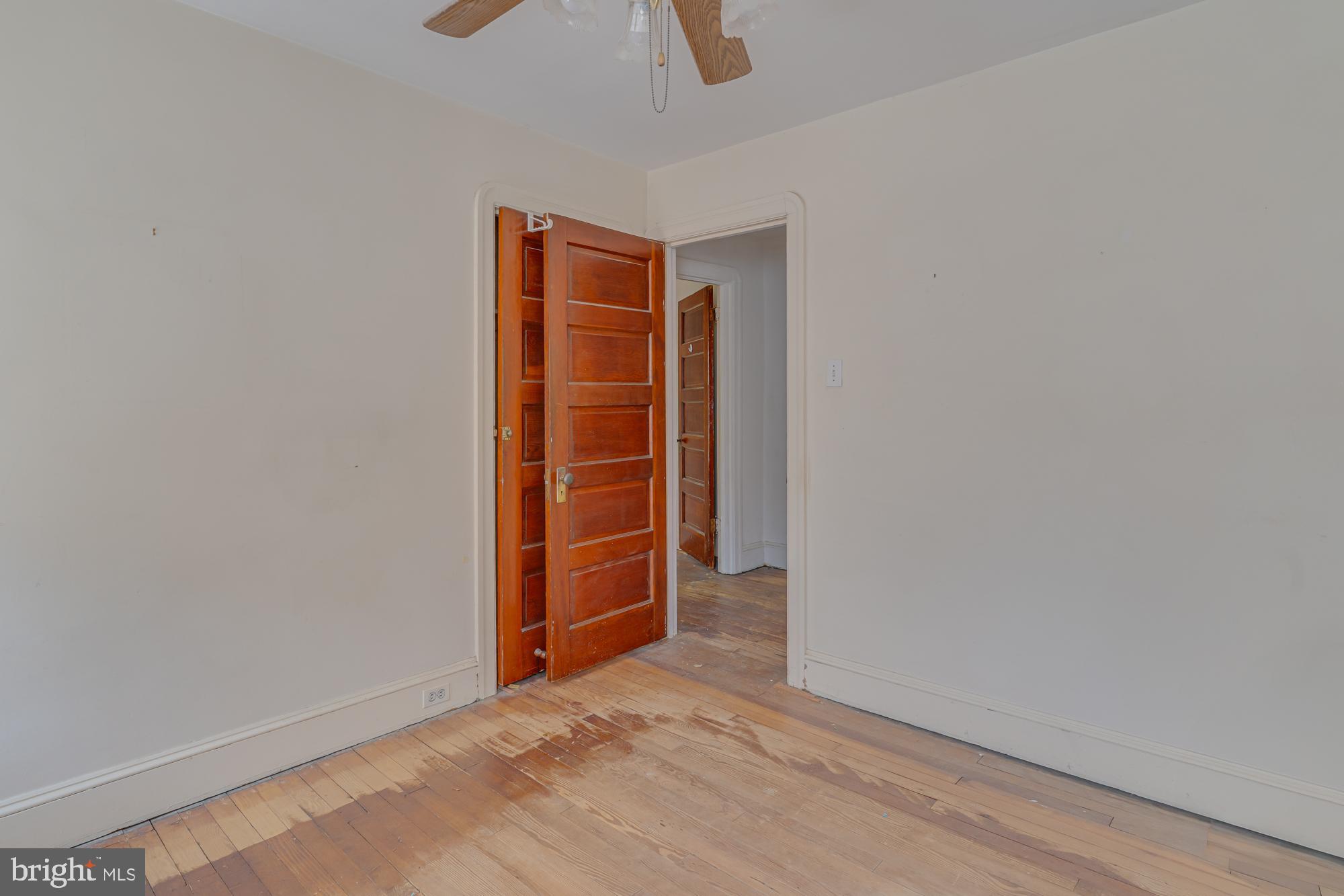 CHELTENHAM VIL - Residential