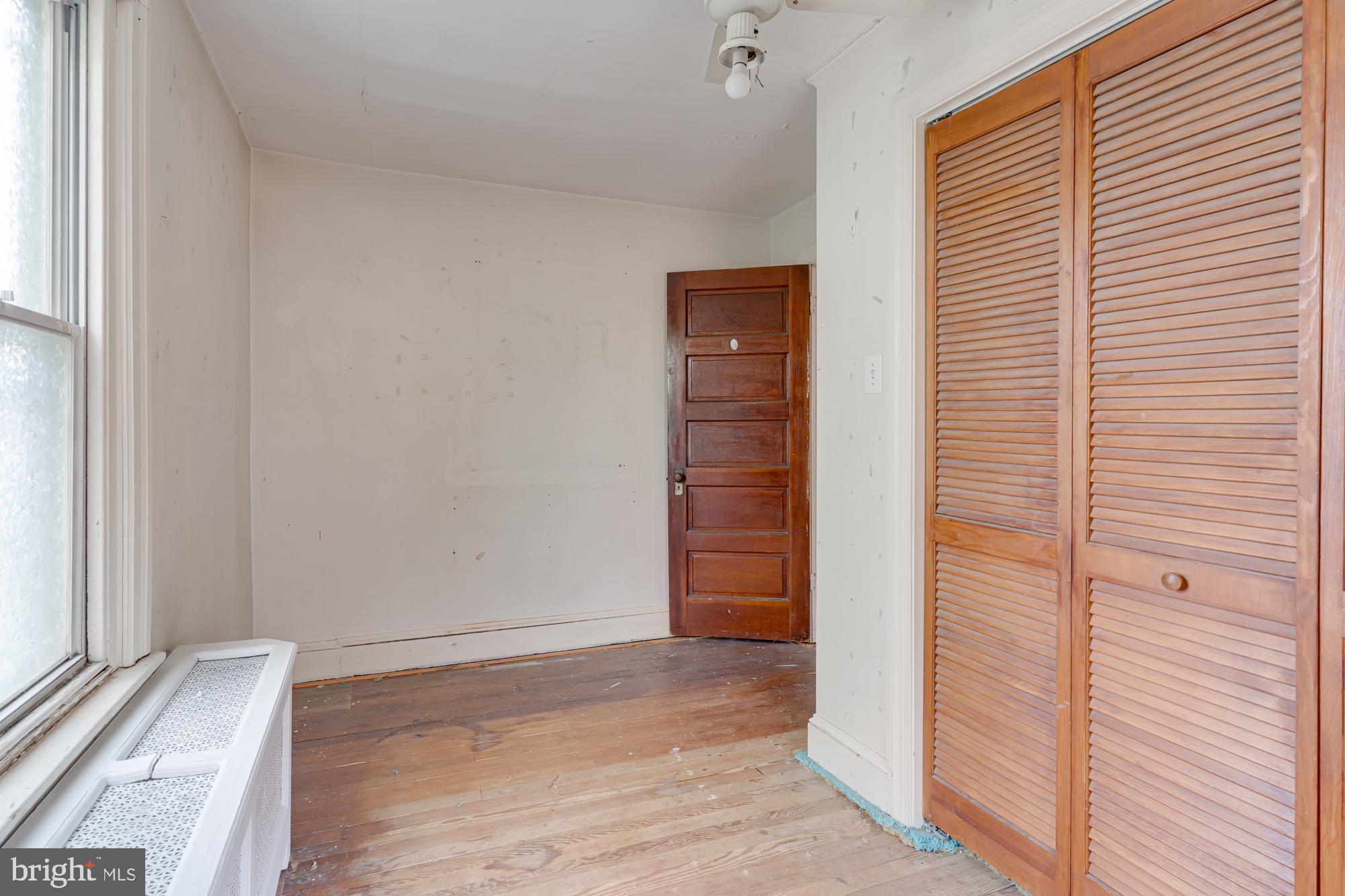 CHELTENHAM VIL - Residential