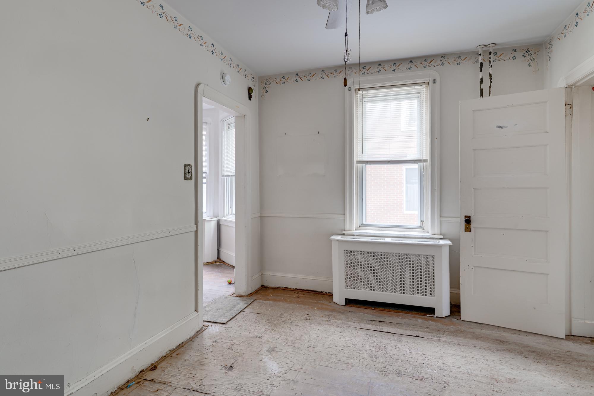 CHELTENHAM VIL - Residential