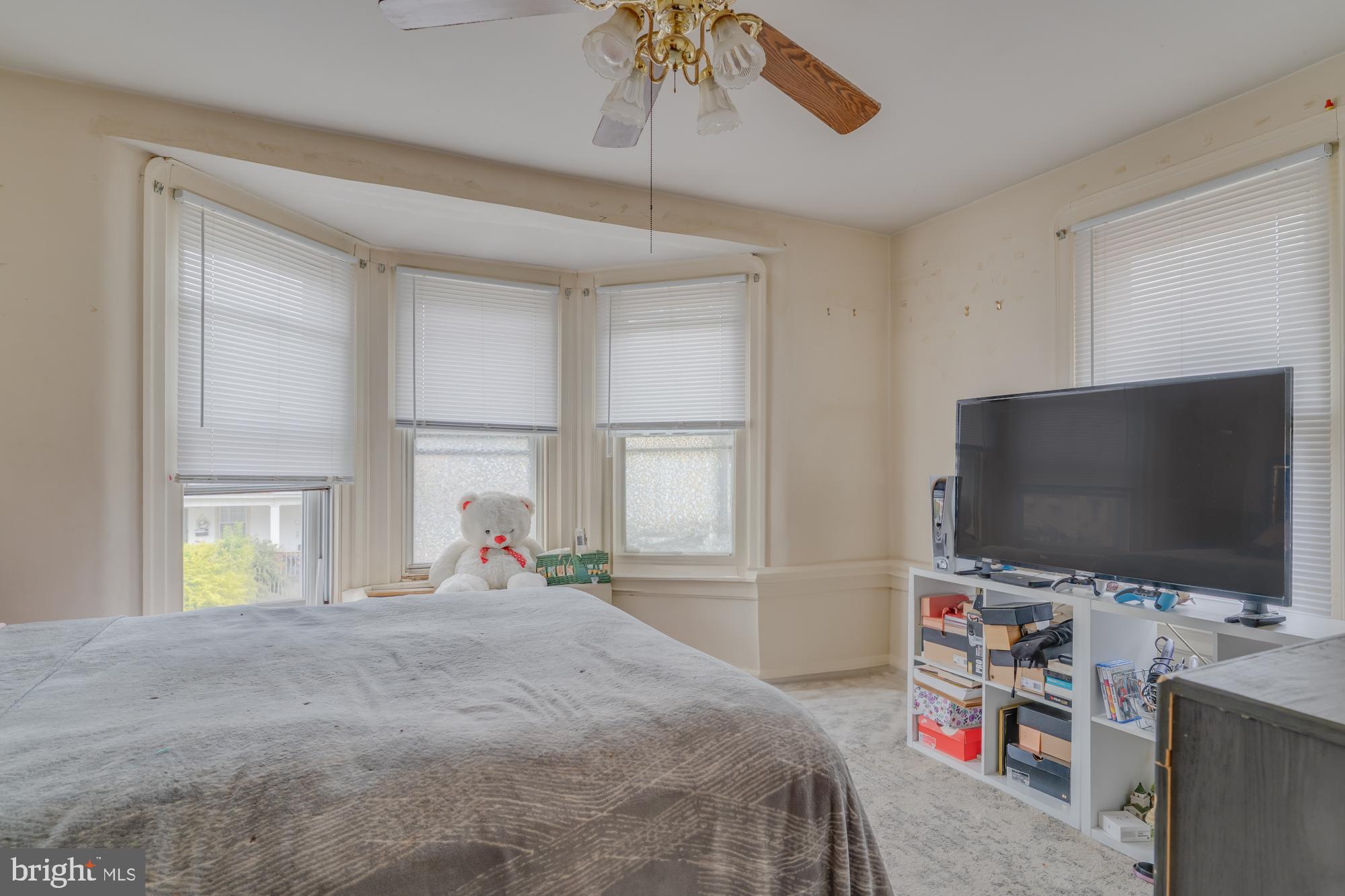 CHELTENHAM VIL - Residential