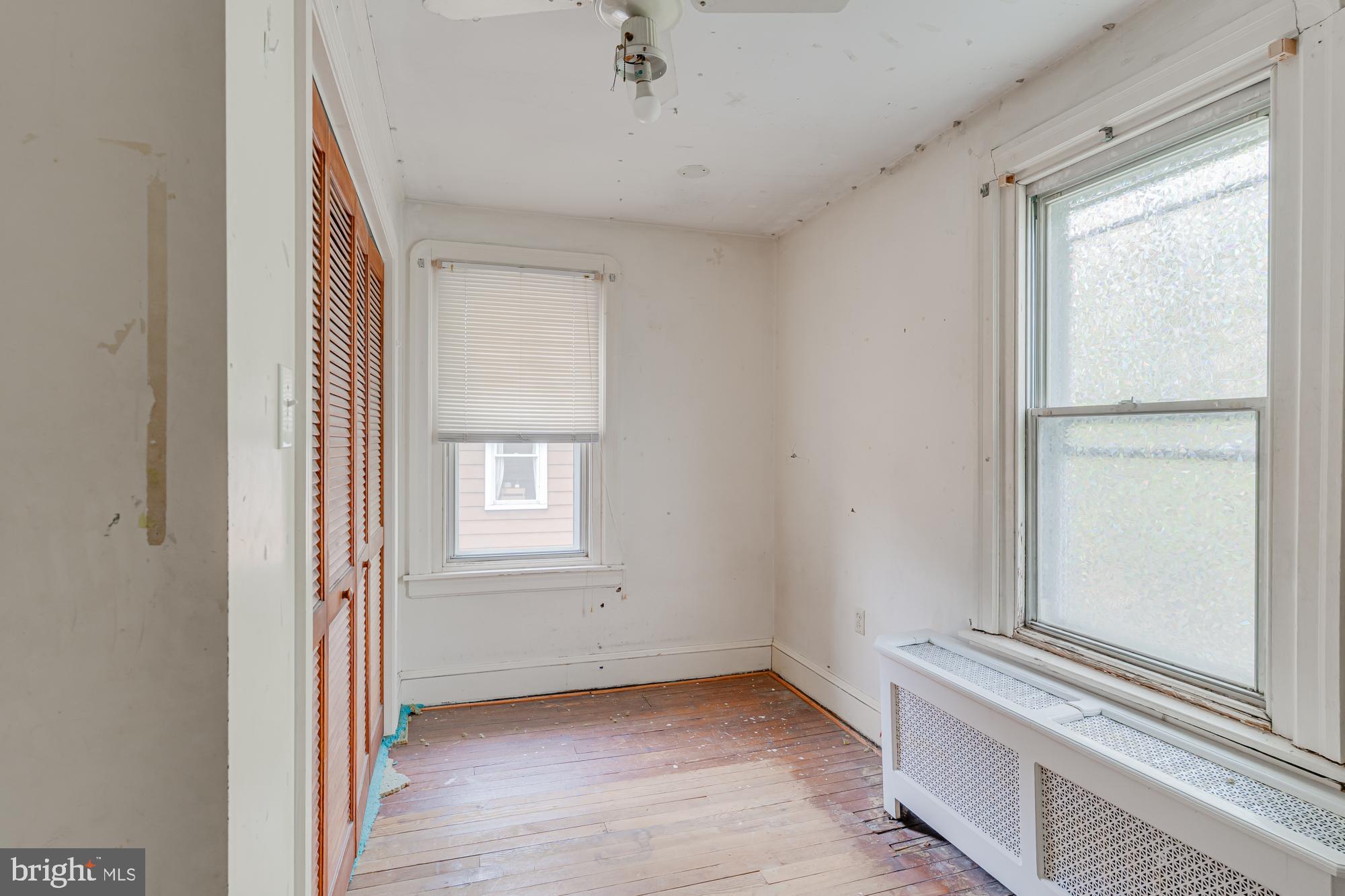 CHELTENHAM VIL - Residential