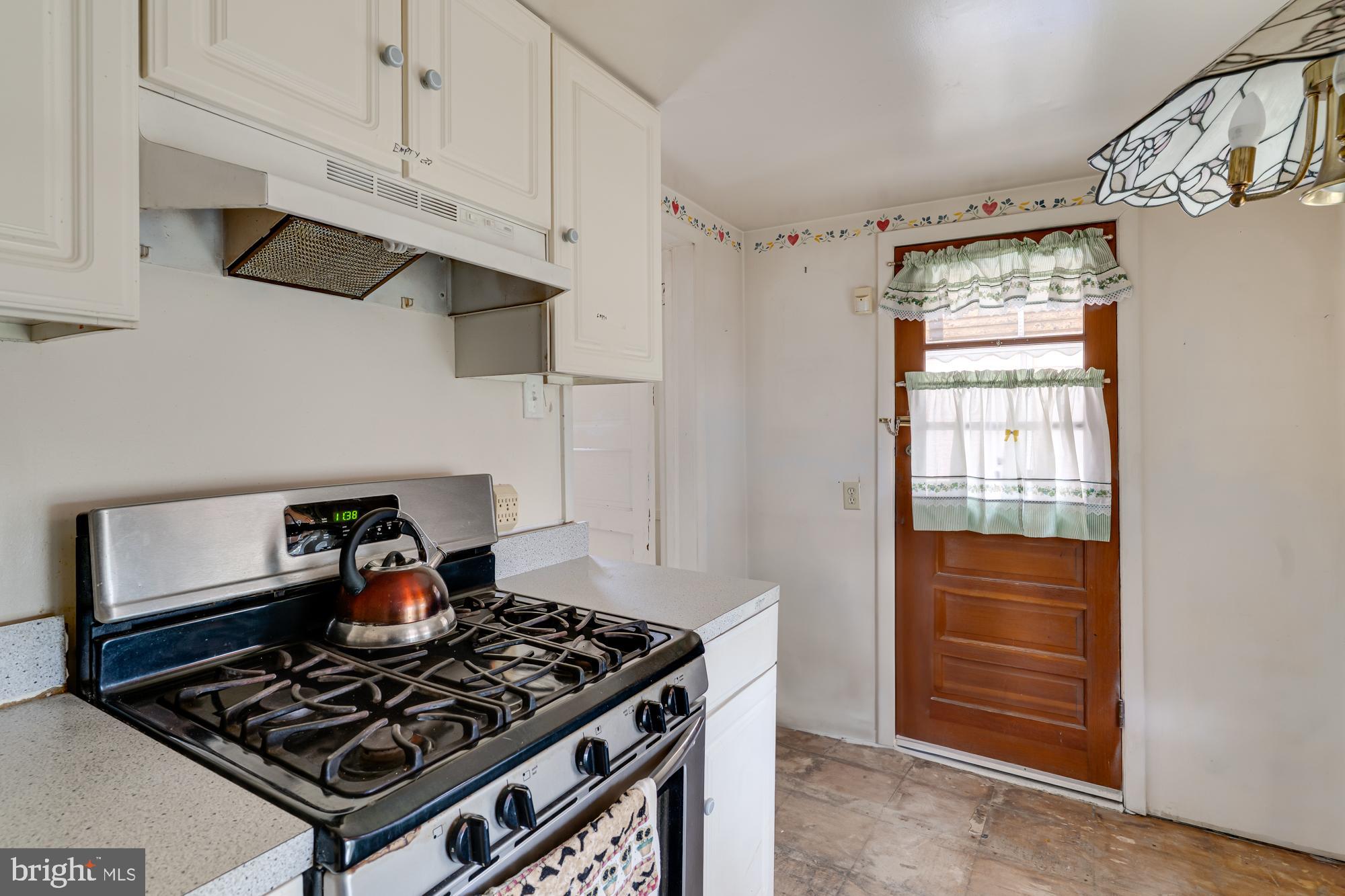 CHELTENHAM VIL - Residential