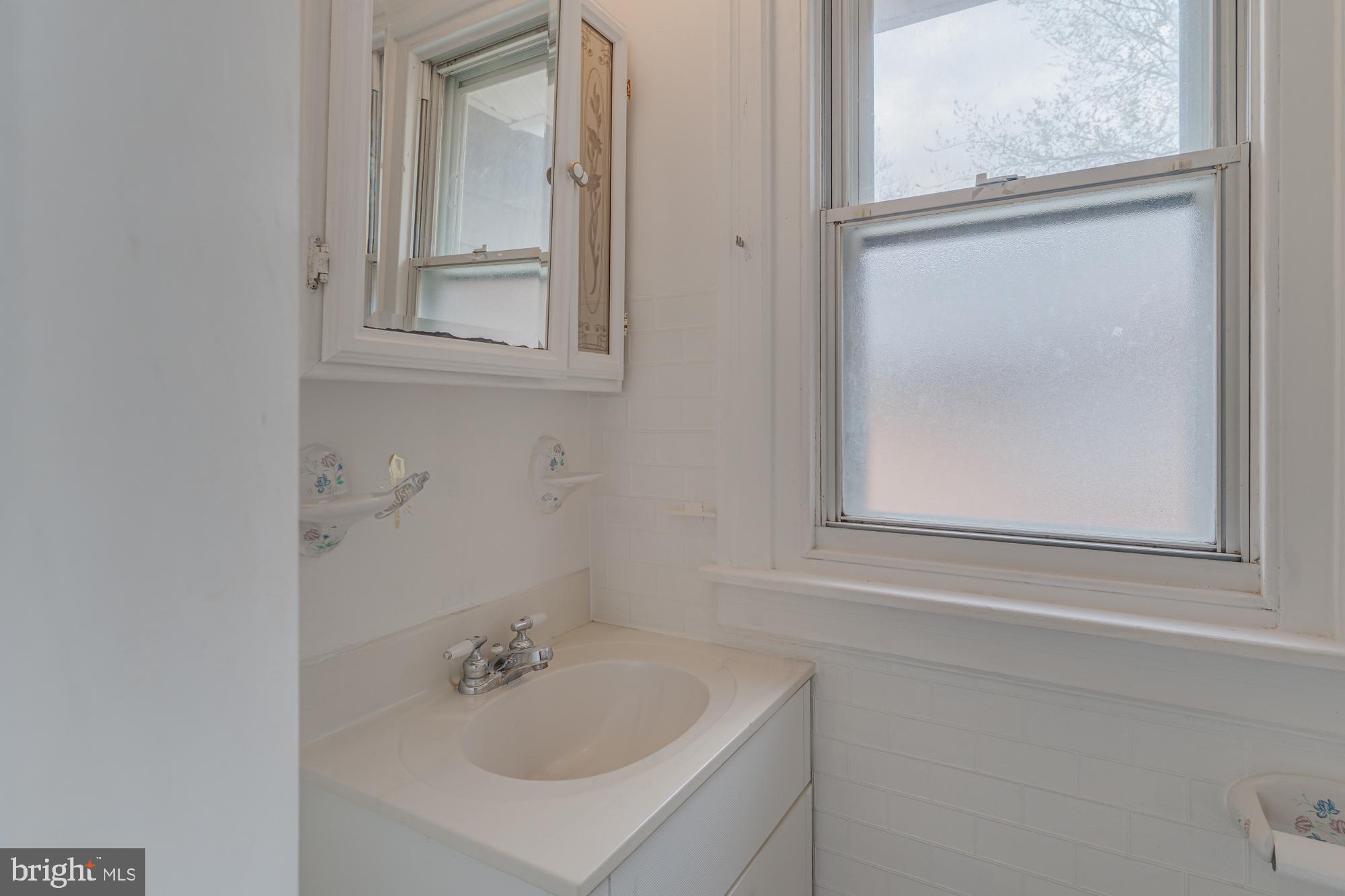 CHELTENHAM VIL - Residential