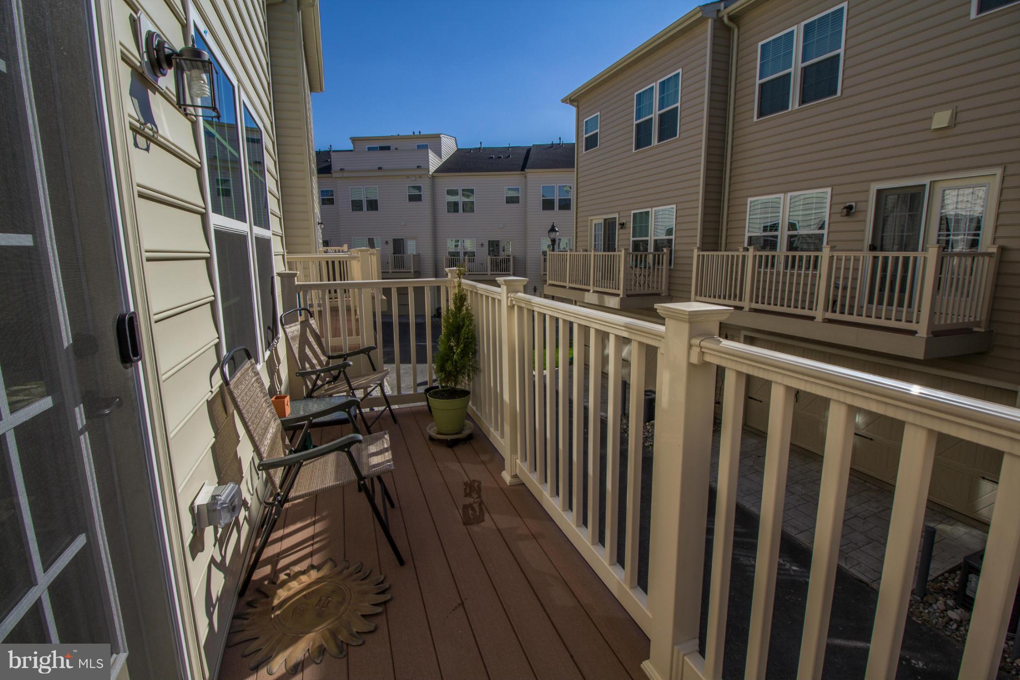 GREENBELT STATION - Residential