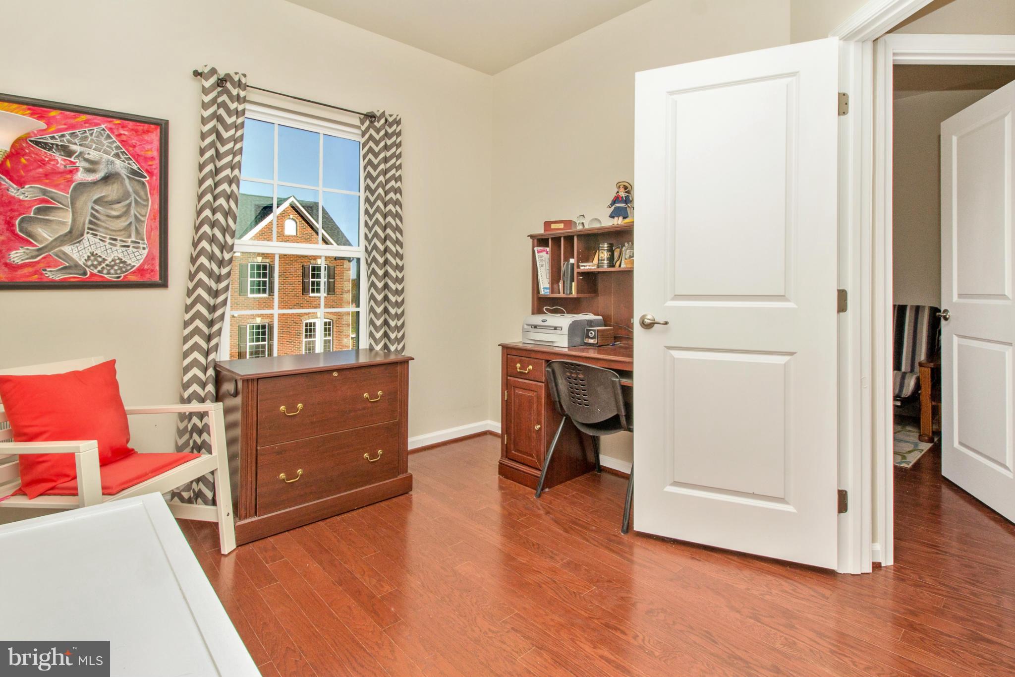 GREENBELT STATION - Residential