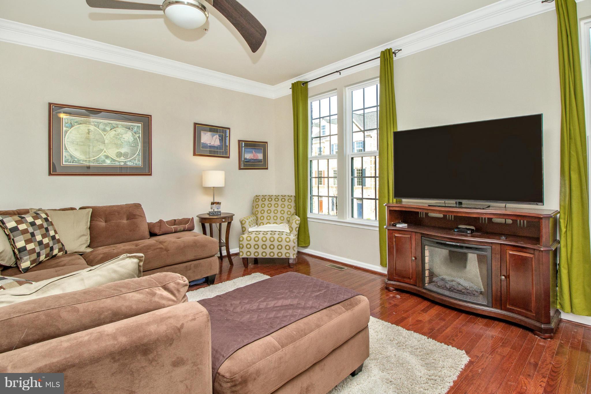 GREENBELT STATION - Residential