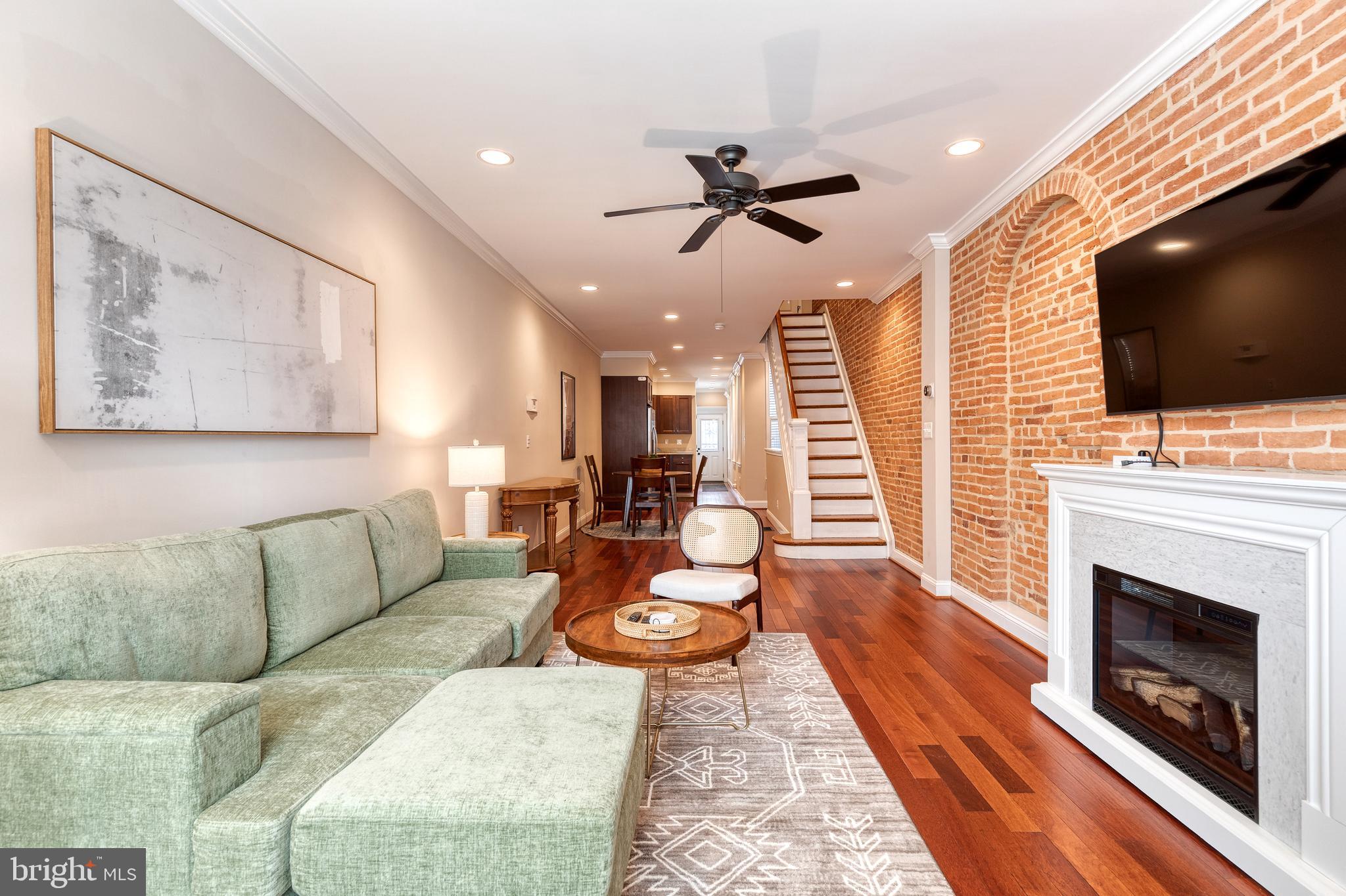 FEDERAL HILL HISTORIC DISTRICT - Residential Lease