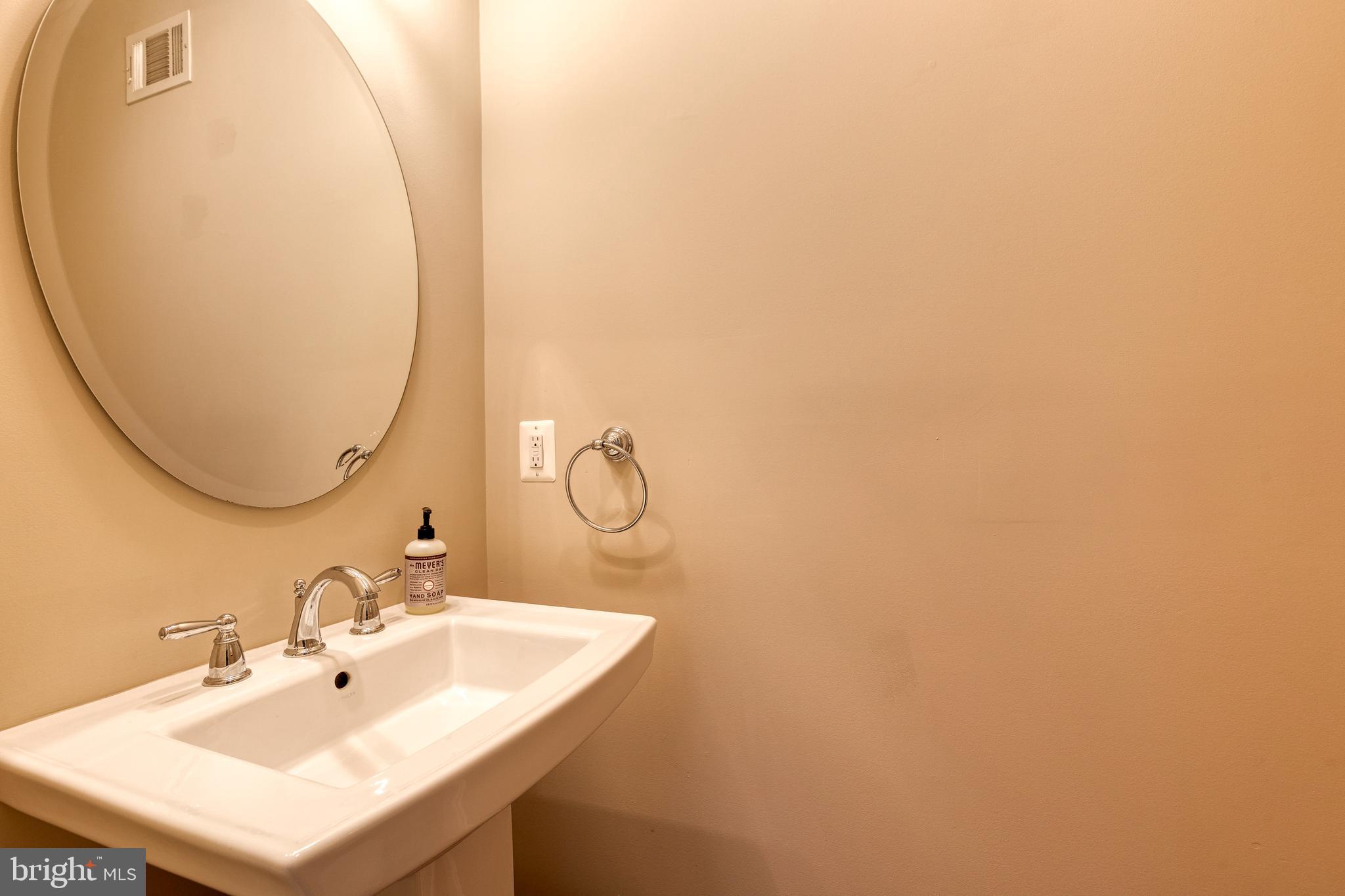 FEDERAL HILL HISTORIC DISTRICT - Residential Lease