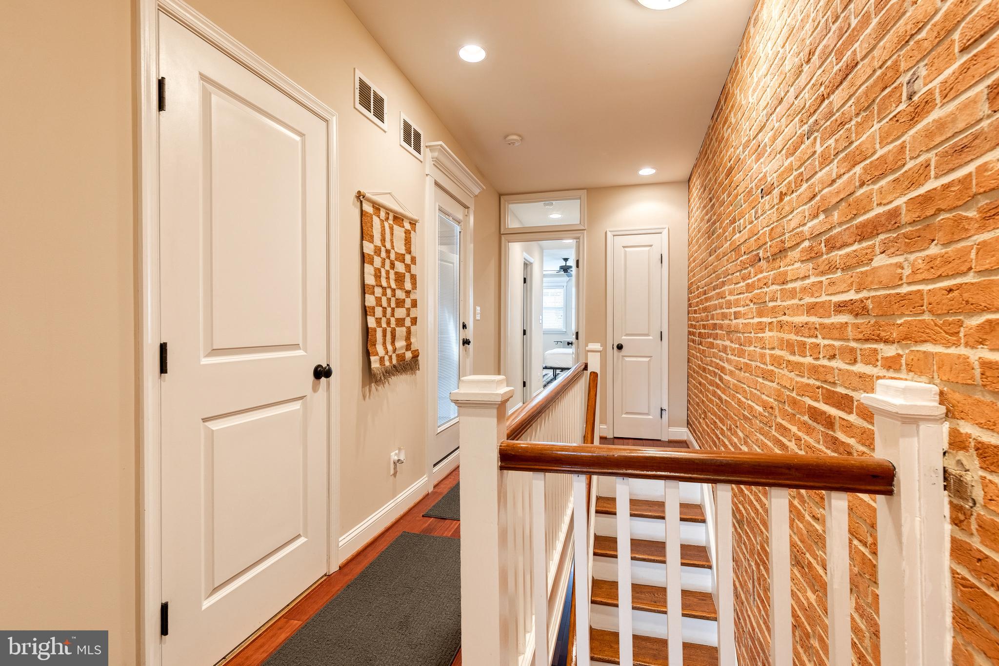 FEDERAL HILL HISTORIC DISTRICT - Residential Lease