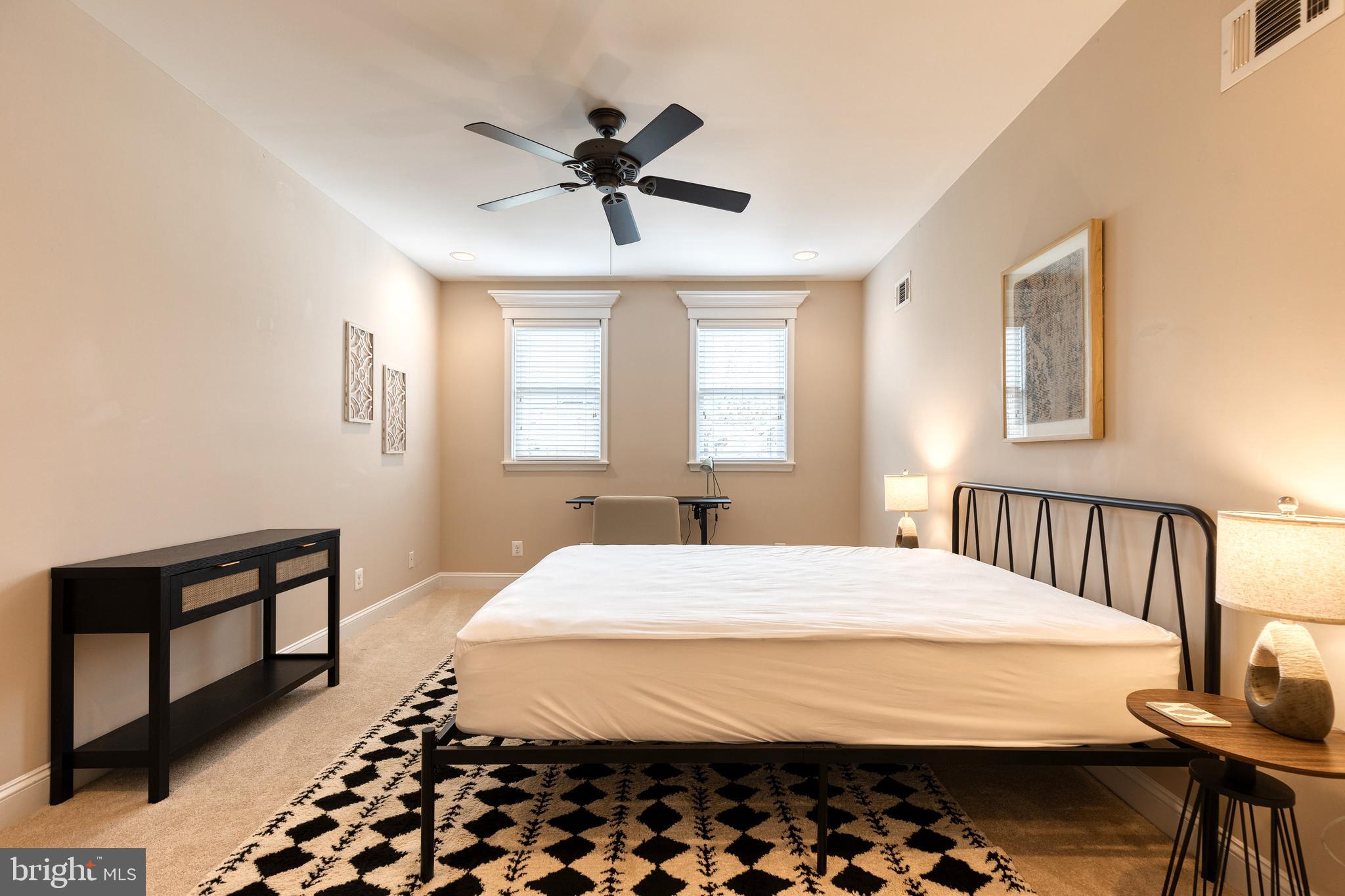 FEDERAL HILL HISTORIC DISTRICT - Residential Lease