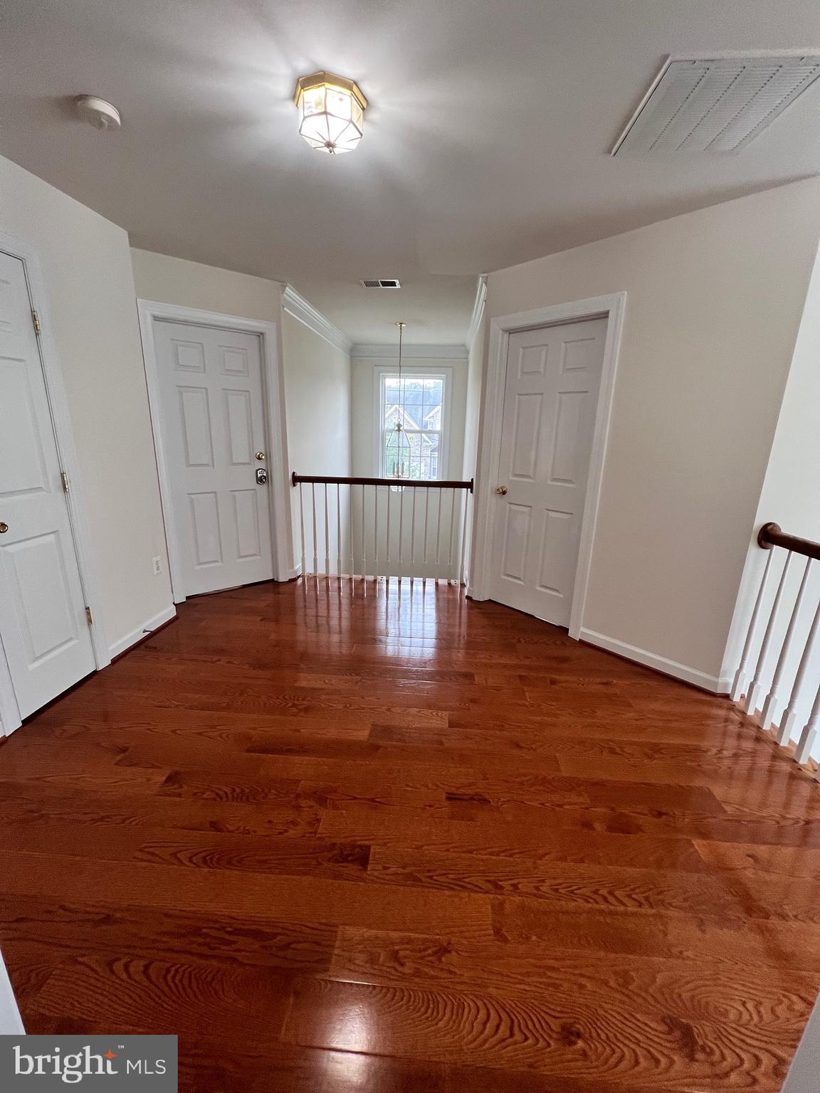 EAGLES POINTE - Residential