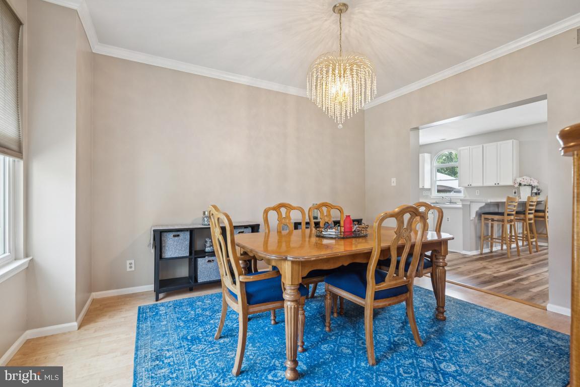 74 THORNWOOD LANE