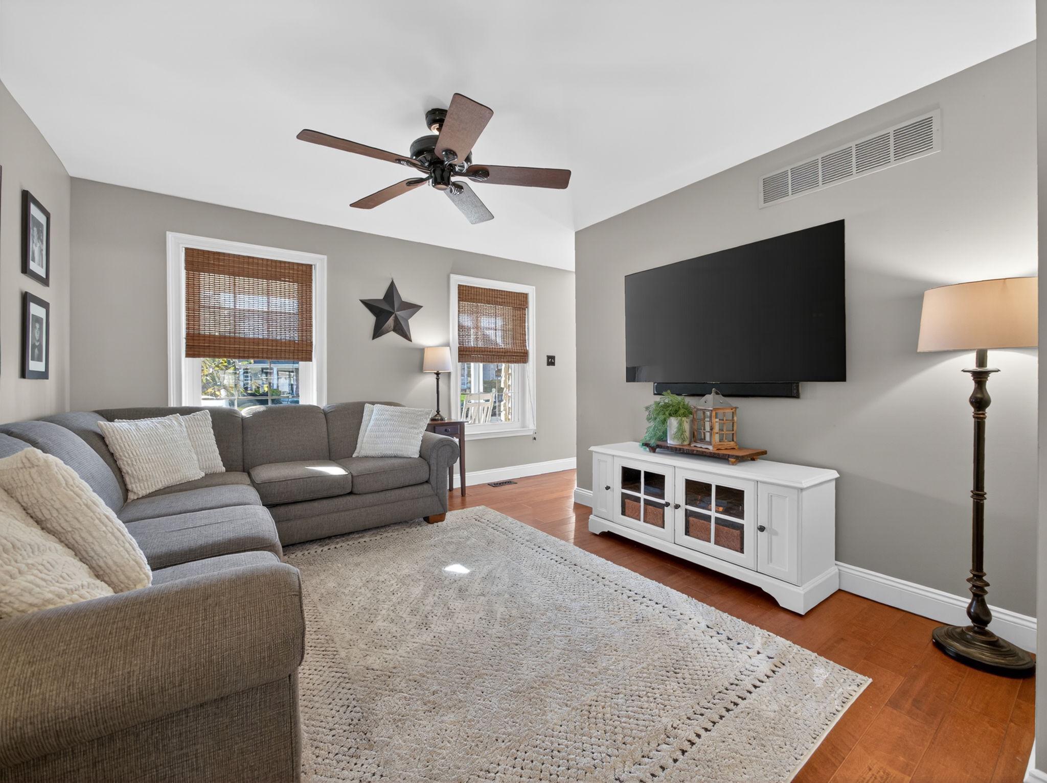 VALLEY VIEW ESTS - Residential