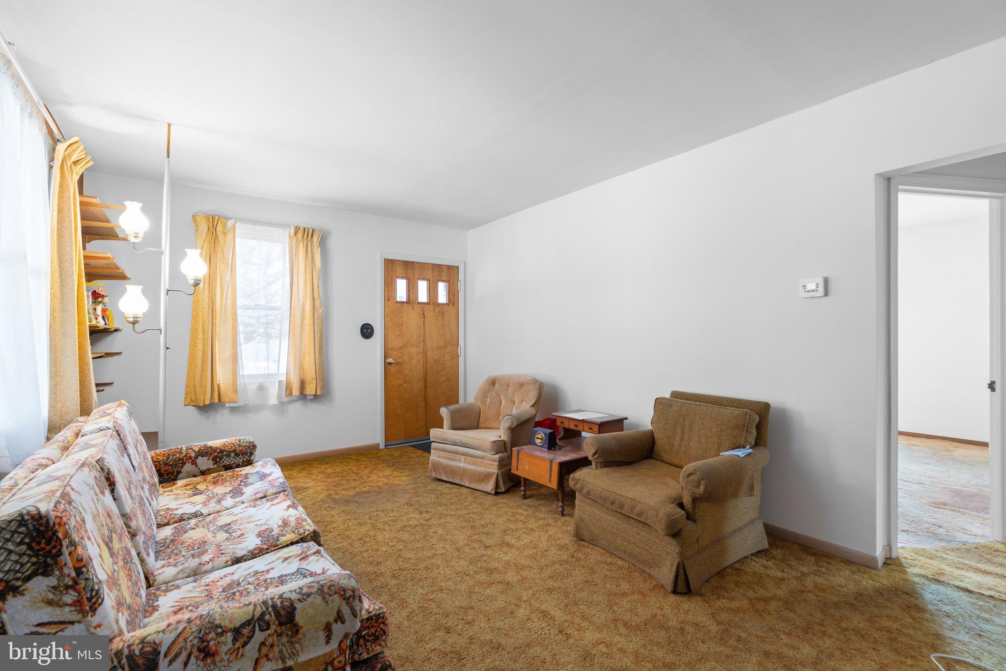 LYNBROOK - Residential