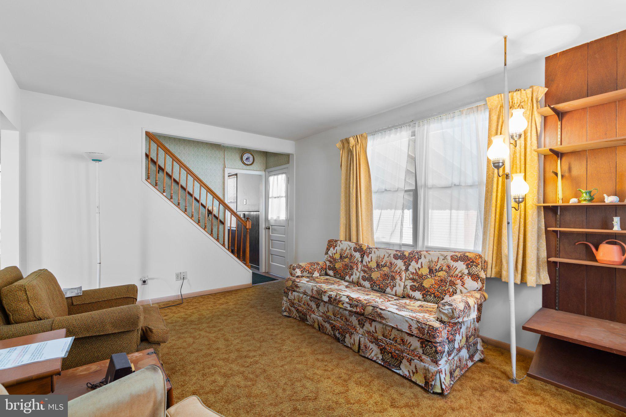 LYNBROOK - Residential