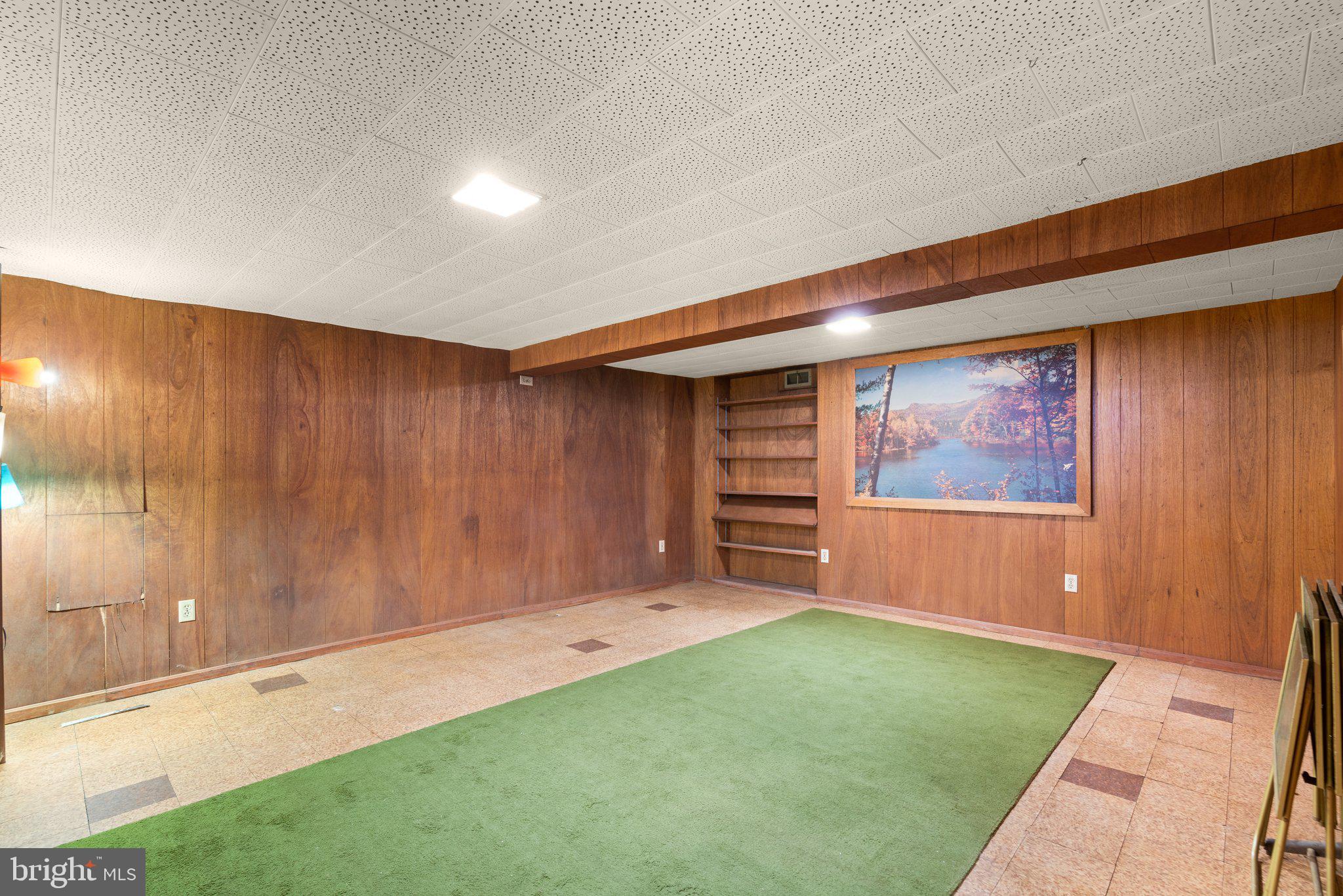 LYNBROOK - Residential