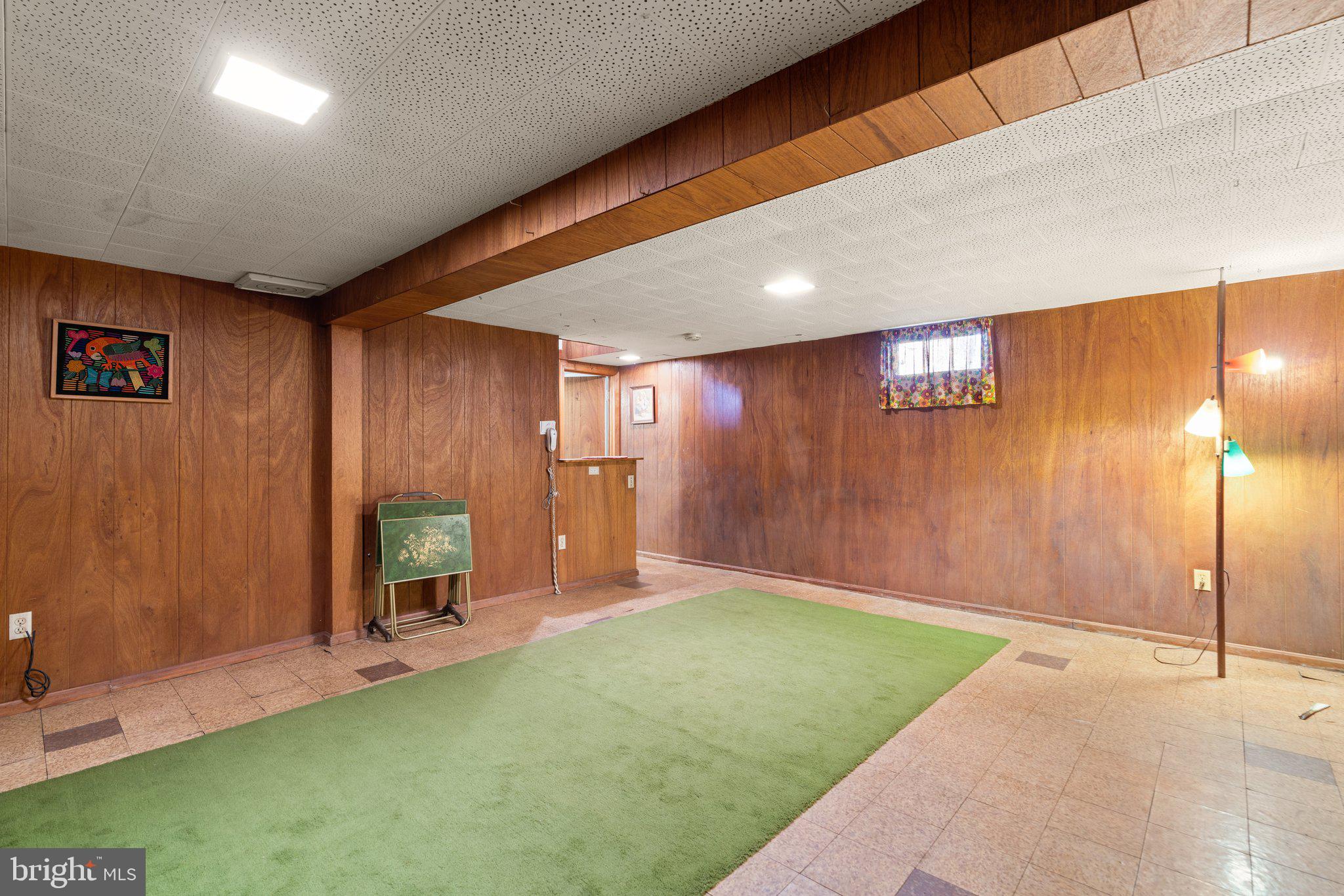 LYNBROOK - Residential