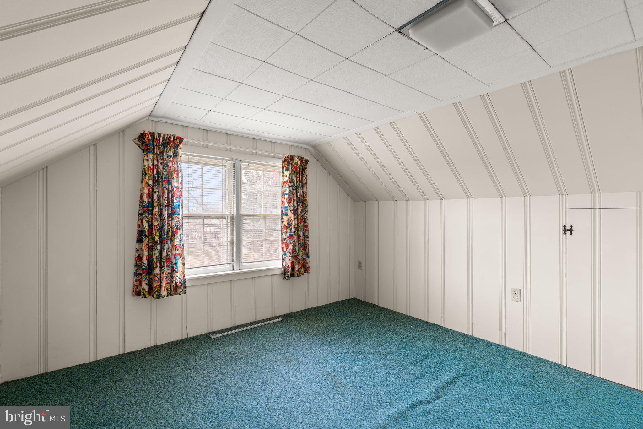 LYNBROOK - Residential