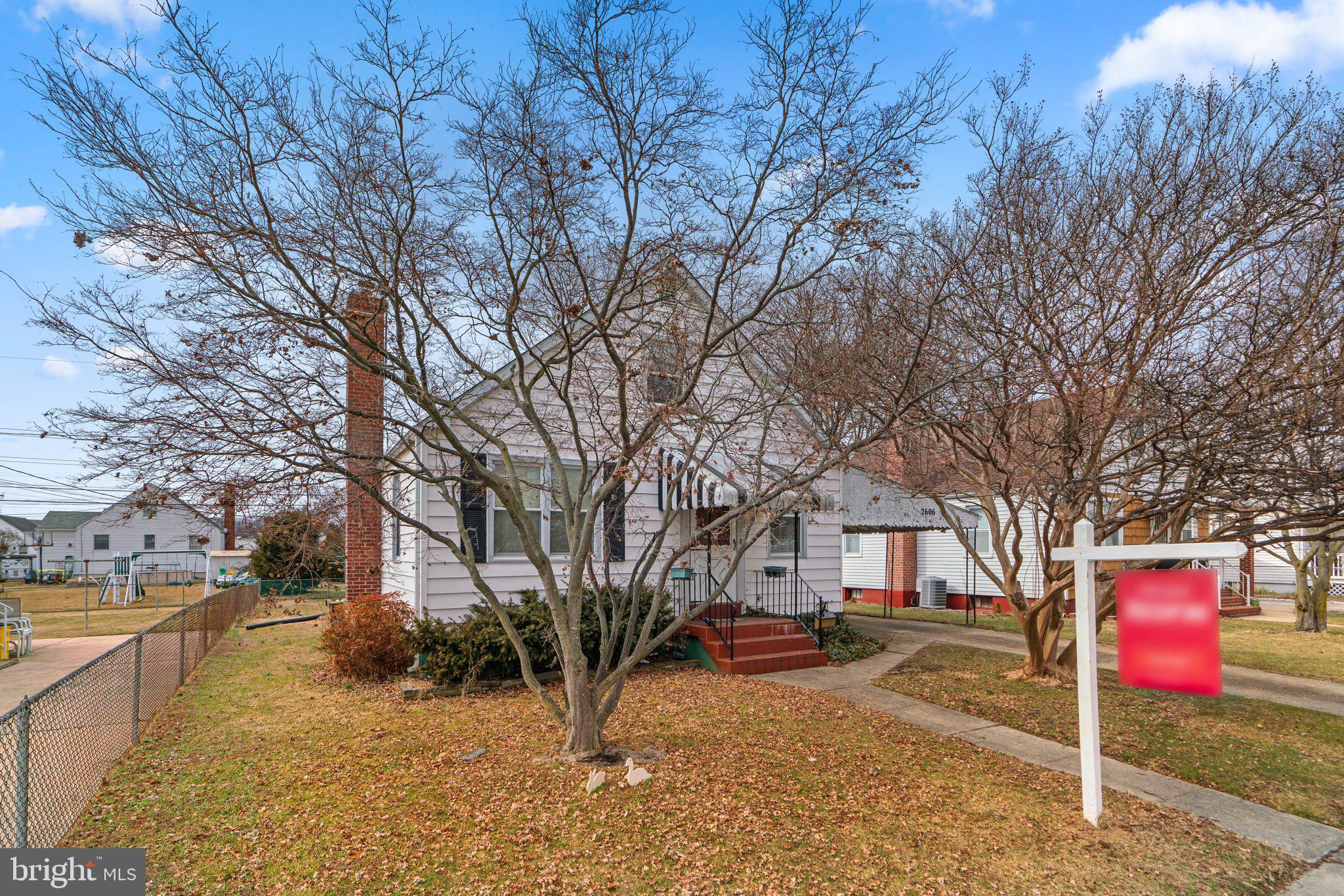 LYNBROOK - Residential