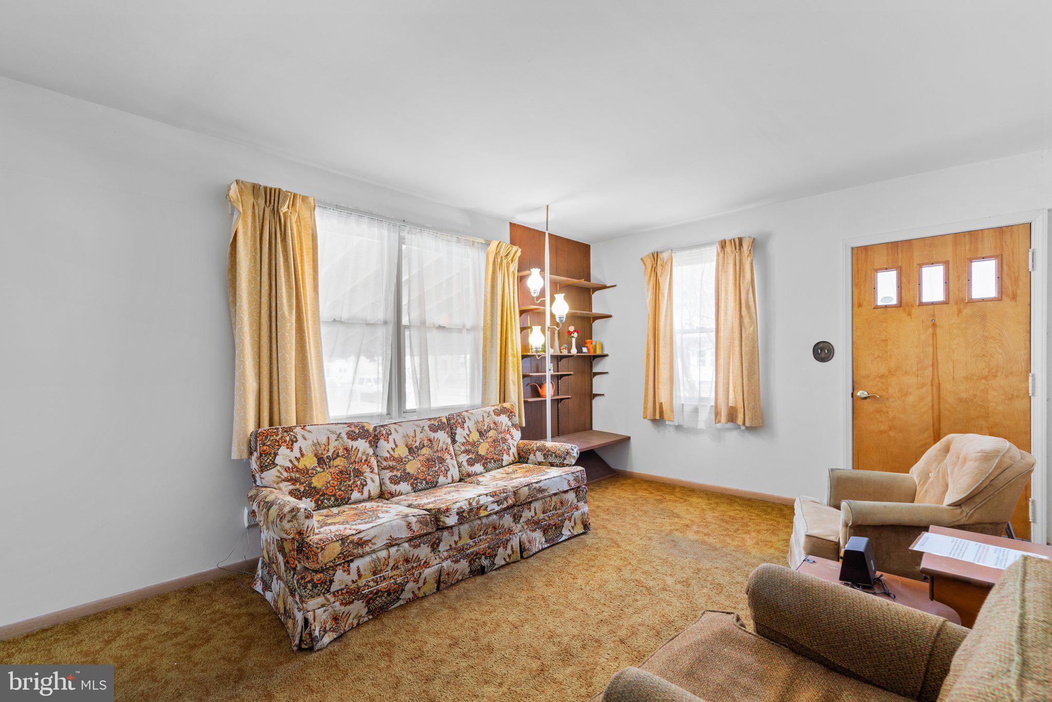 LYNBROOK - Residential