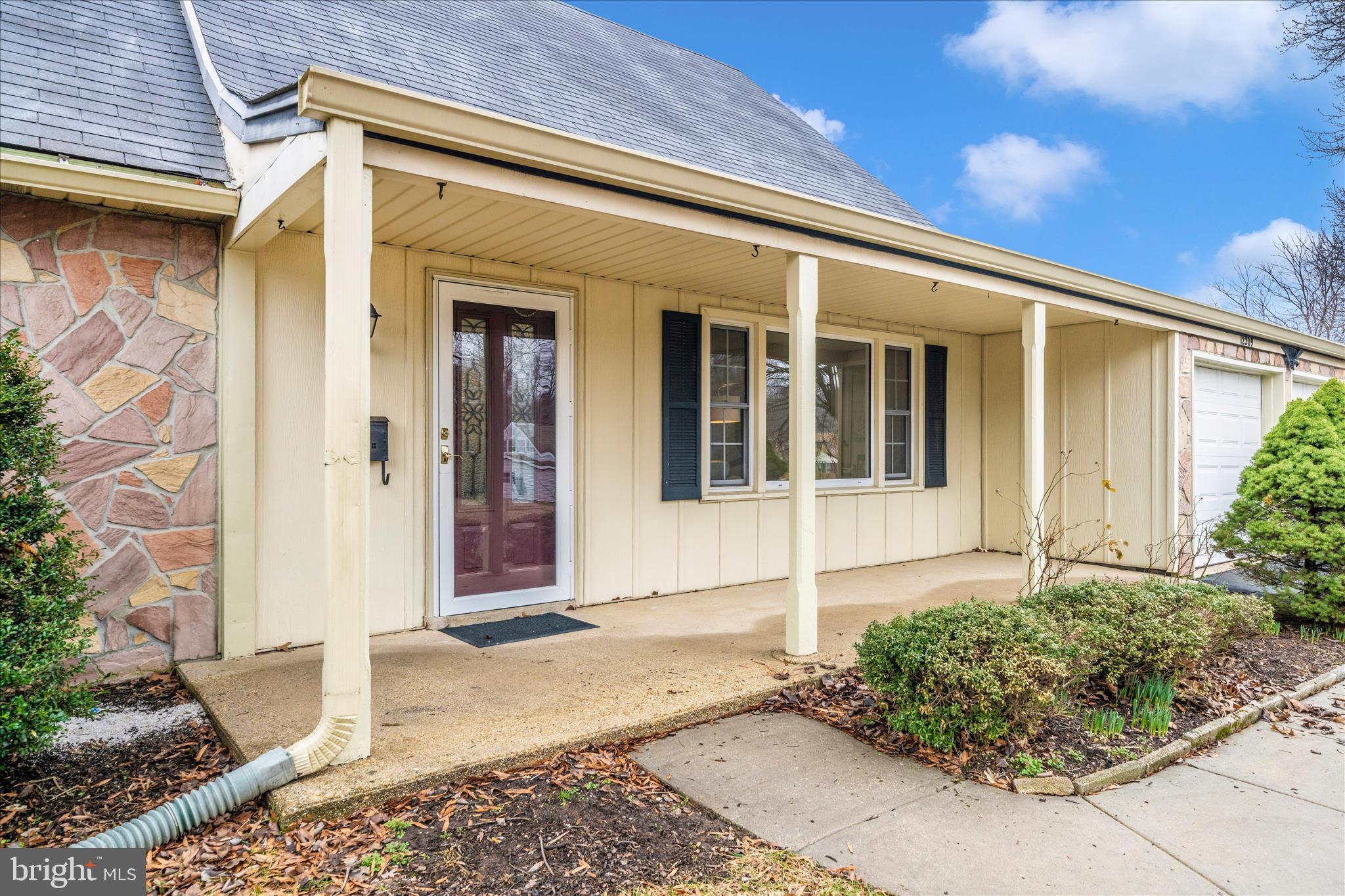 ROCKLEDGE AT BELAIR - Residential