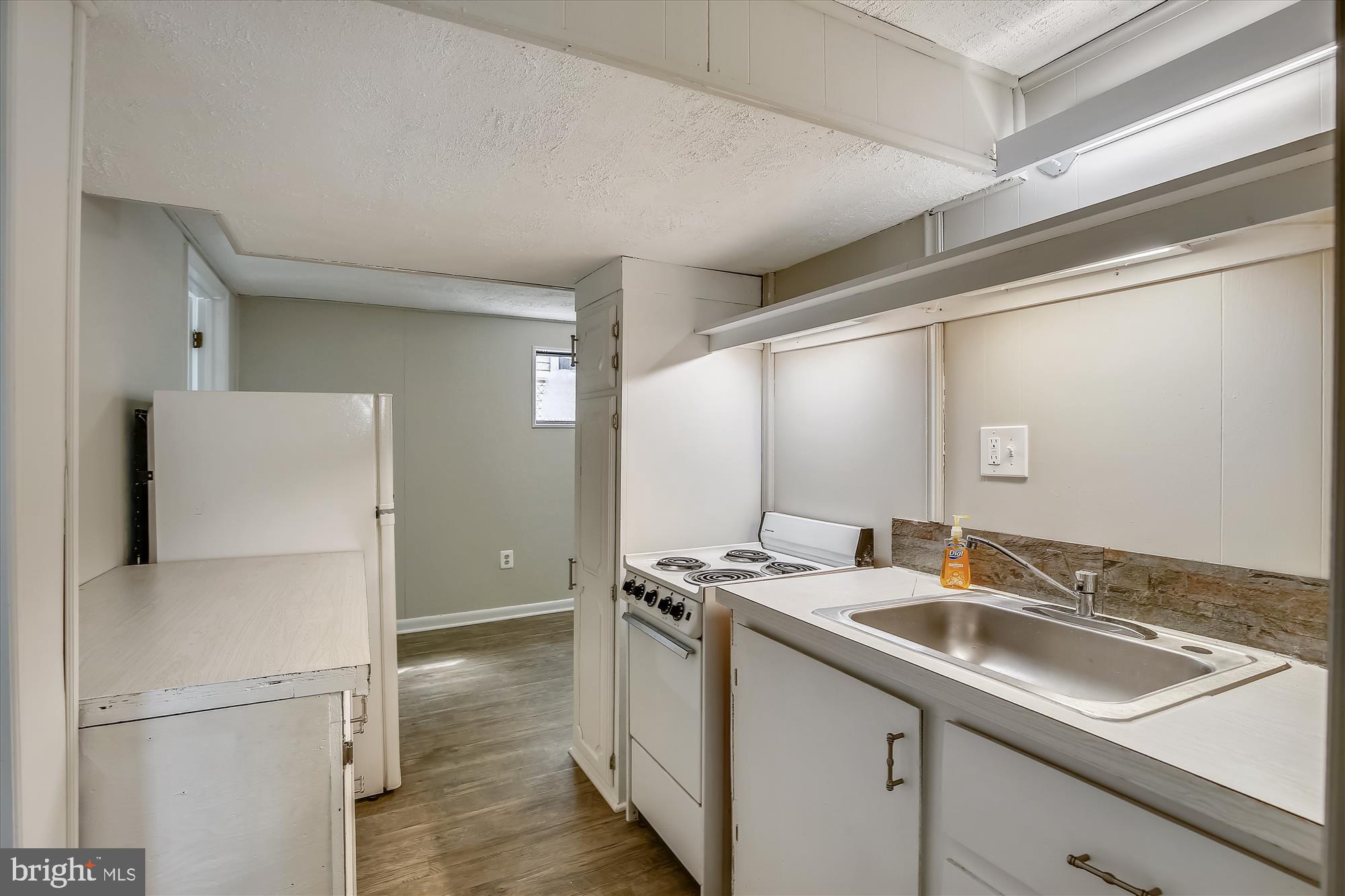 BON AIR - Residential Lease