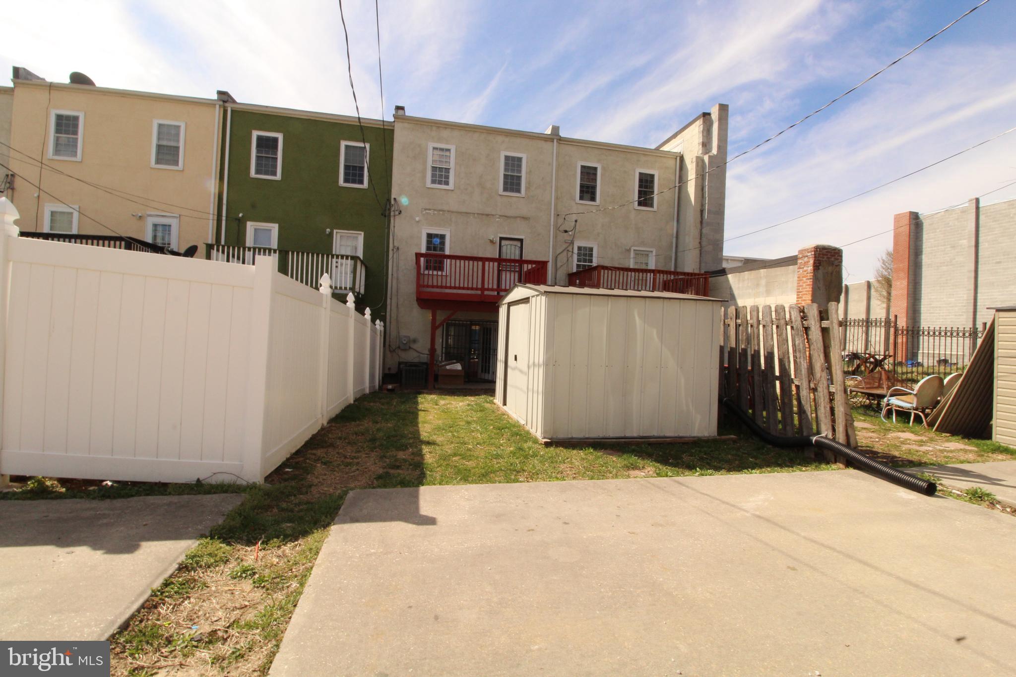 HARLEM PARK - Residential Lease