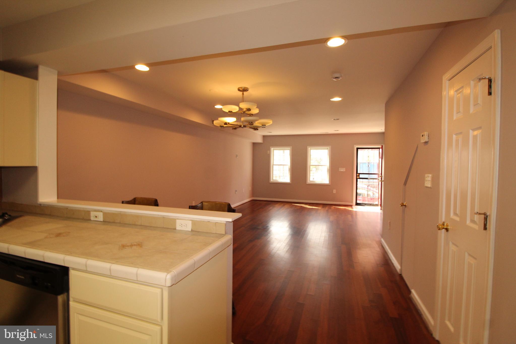 HARLEM PARK - Residential Lease