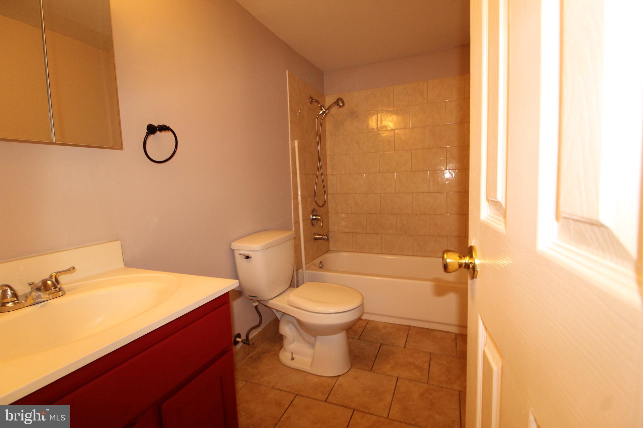 HARLEM PARK - Residential Lease