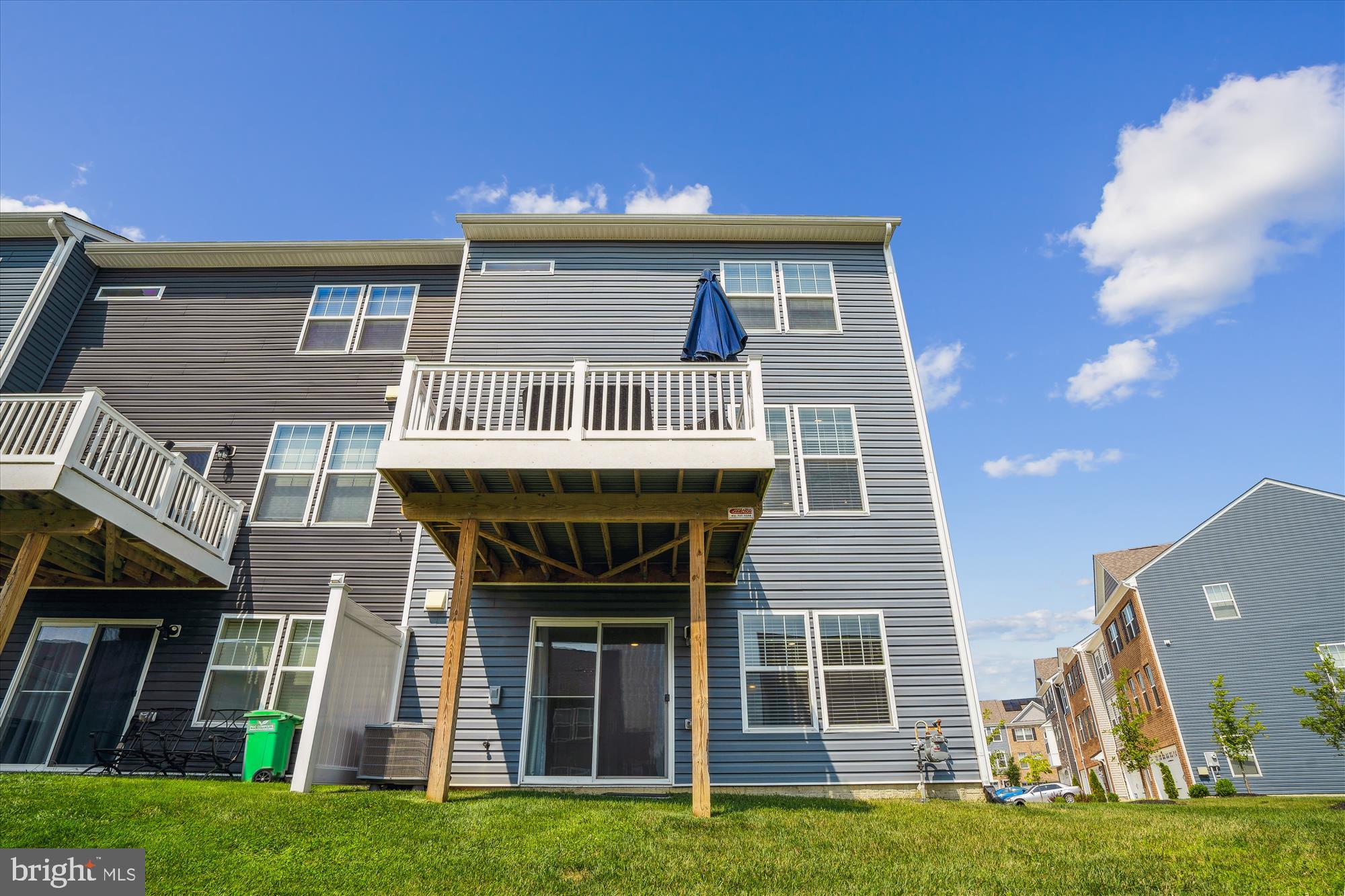 WOODMORE OVERLOOK - Residential