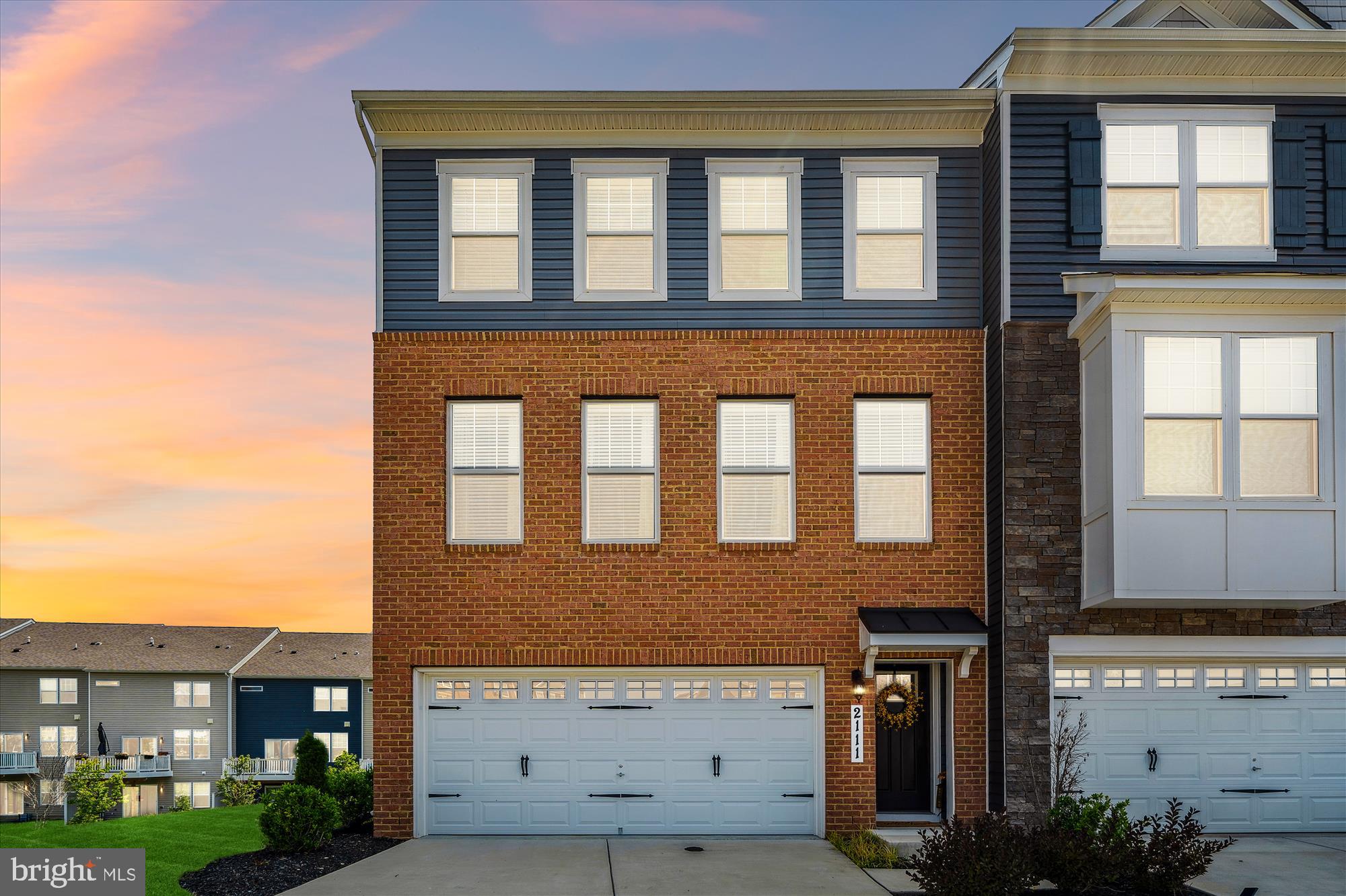 WOODMORE OVERLOOK - Residential