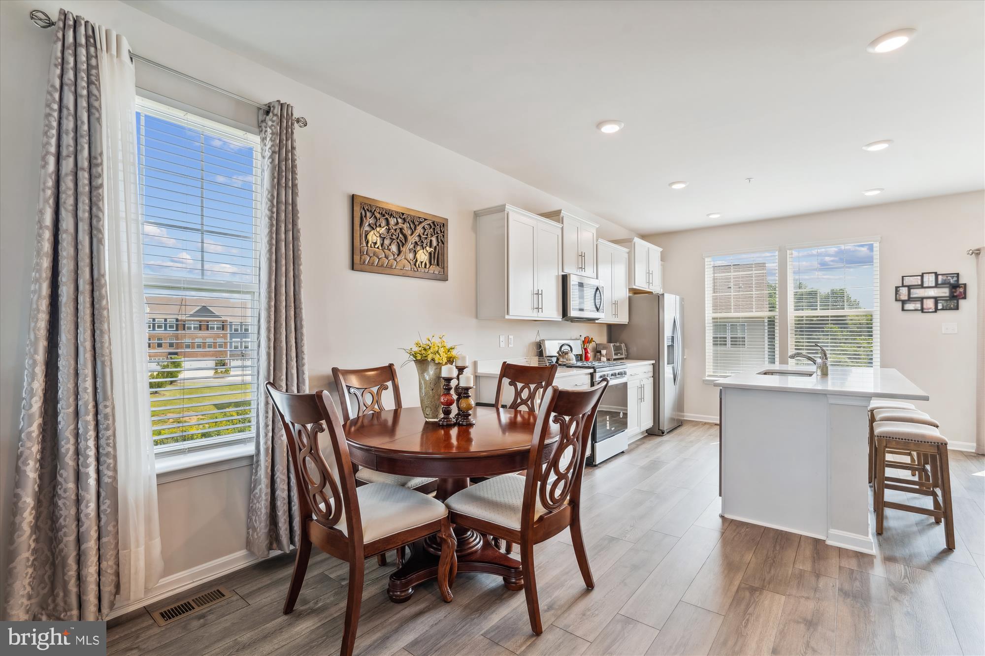 WOODMORE OVERLOOK - Residential