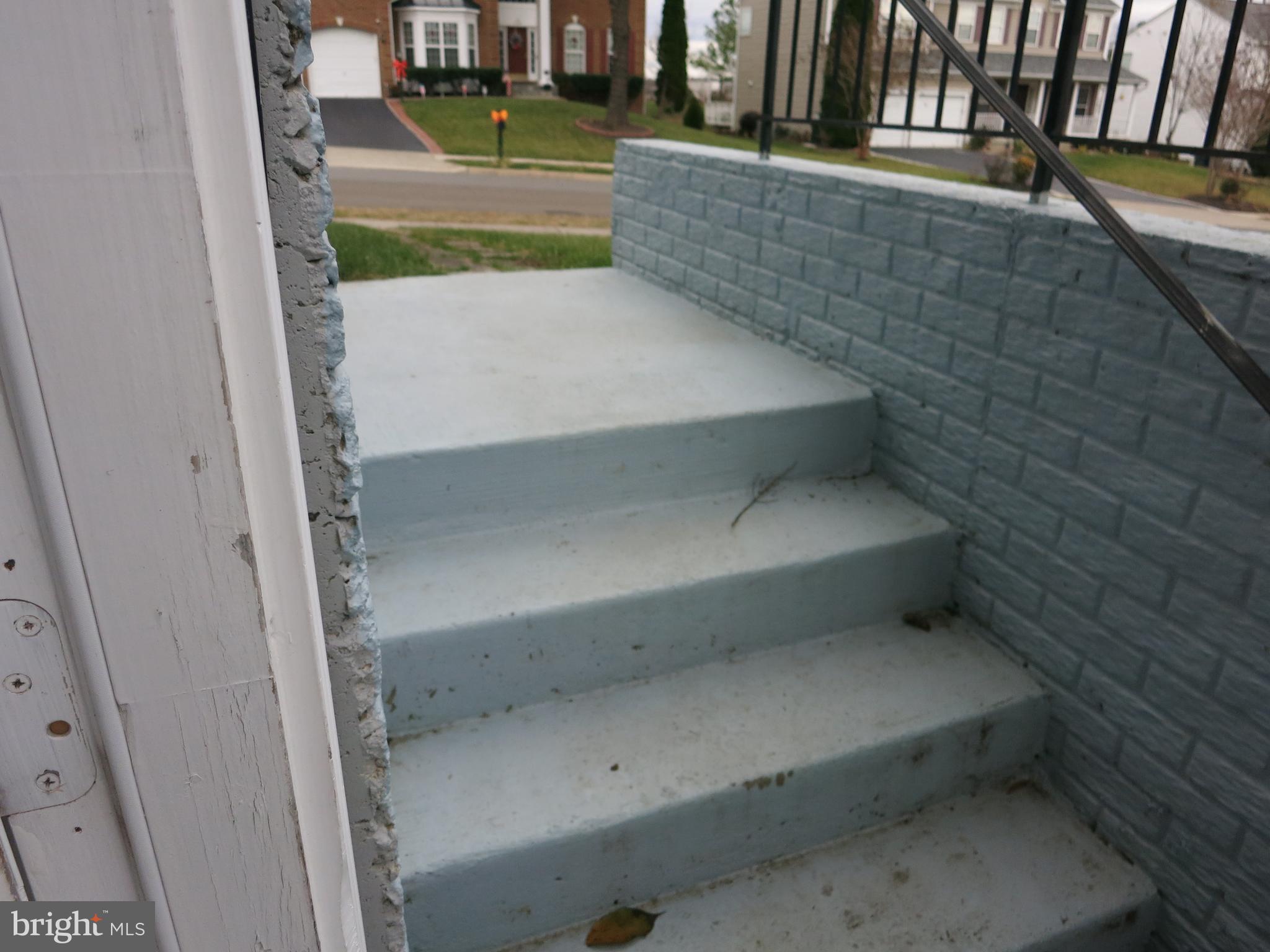 BARRETTS CROSSING - Residential Lease