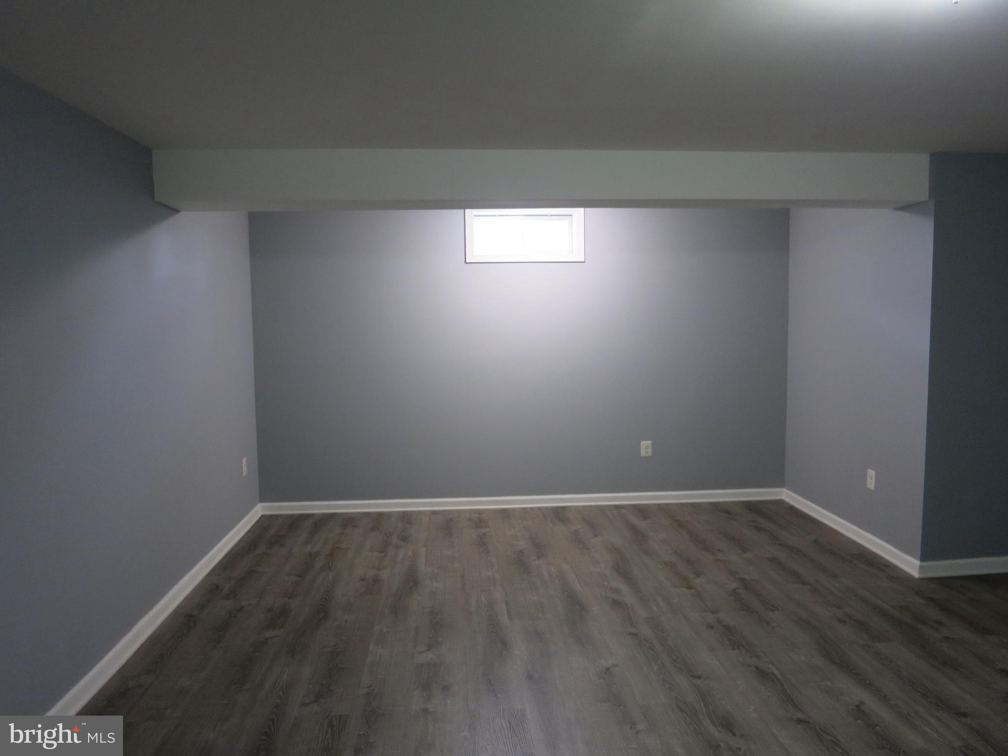 BARRETTS CROSSING - Residential Lease