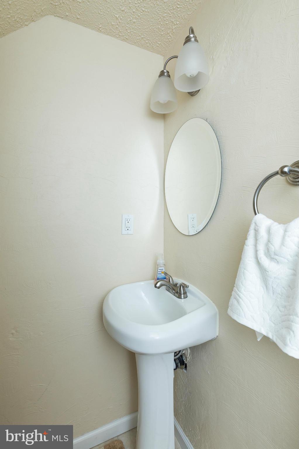 ROCK CREEK ESTATES - Residential