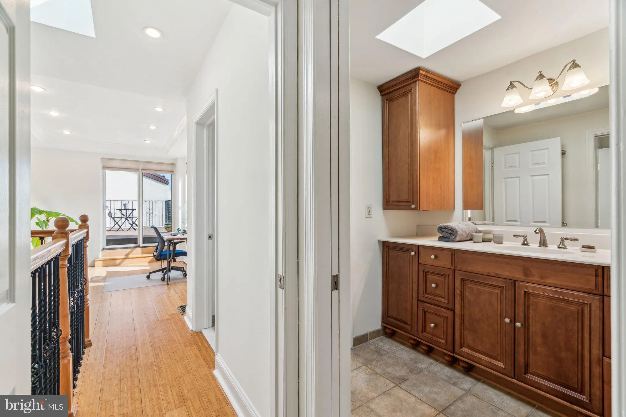 Philadelphia, Pennsylvania 19130, United States, 3 Bedrooms Bedrooms, ,3 BathroomsBathrooms,Residential,Active,93425