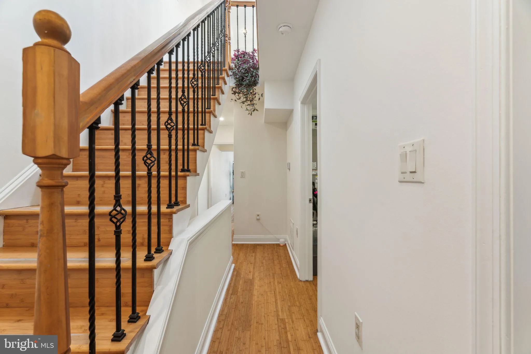 Philadelphia, Pennsylvania 19130, United States, 3 Bedrooms Bedrooms, ,3 BathroomsBathrooms,Residential,Active,93425