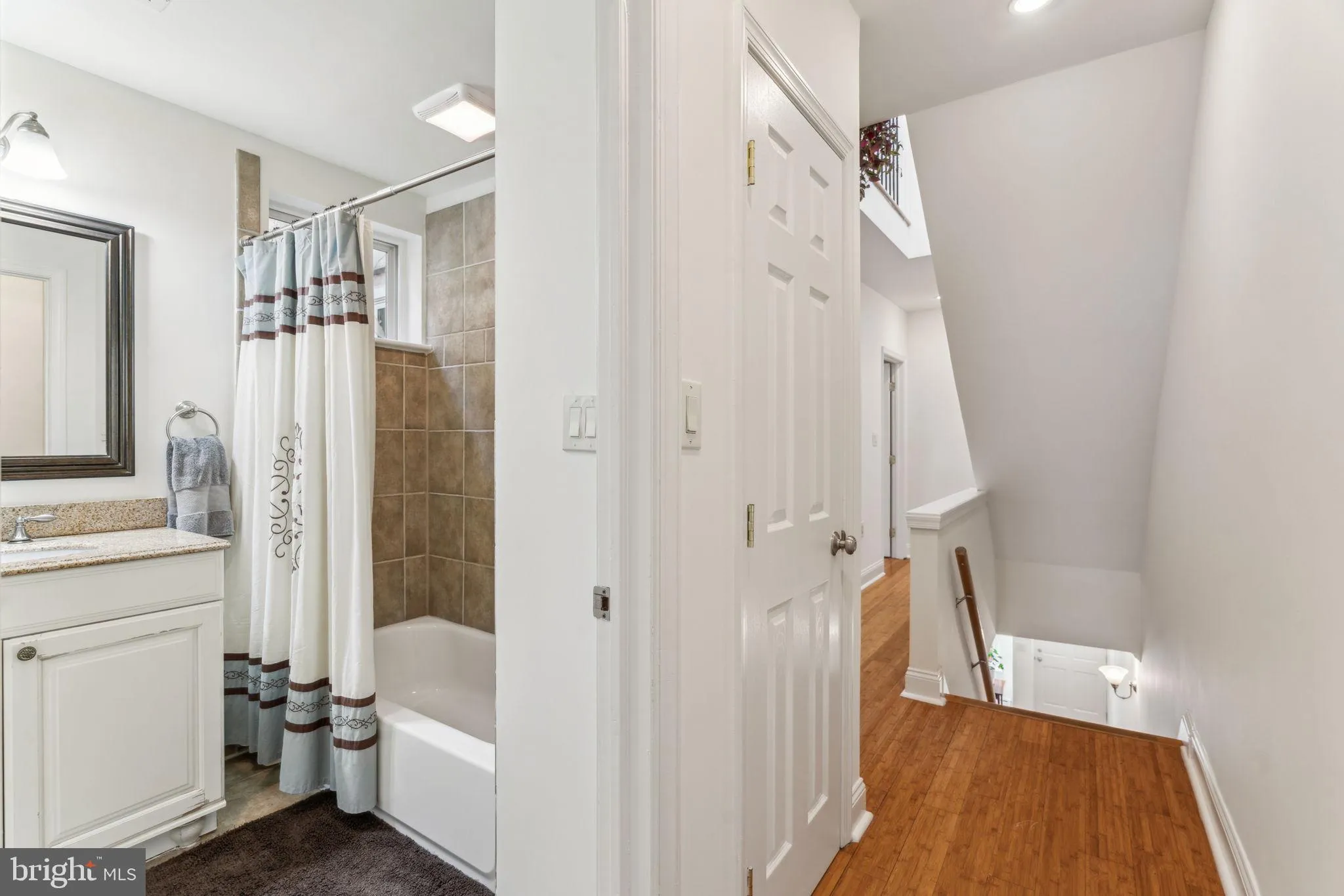 Philadelphia, Pennsylvania 19130, United States, 3 Bedrooms Bedrooms, ,3 BathroomsBathrooms,Residential,Active,93425