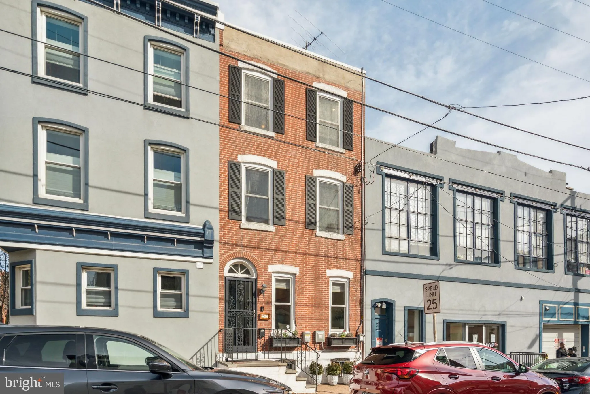 Philadelphia, Pennsylvania 19130, United States, 3 Bedrooms Bedrooms, ,3 BathroomsBathrooms,Residential,Active,93425