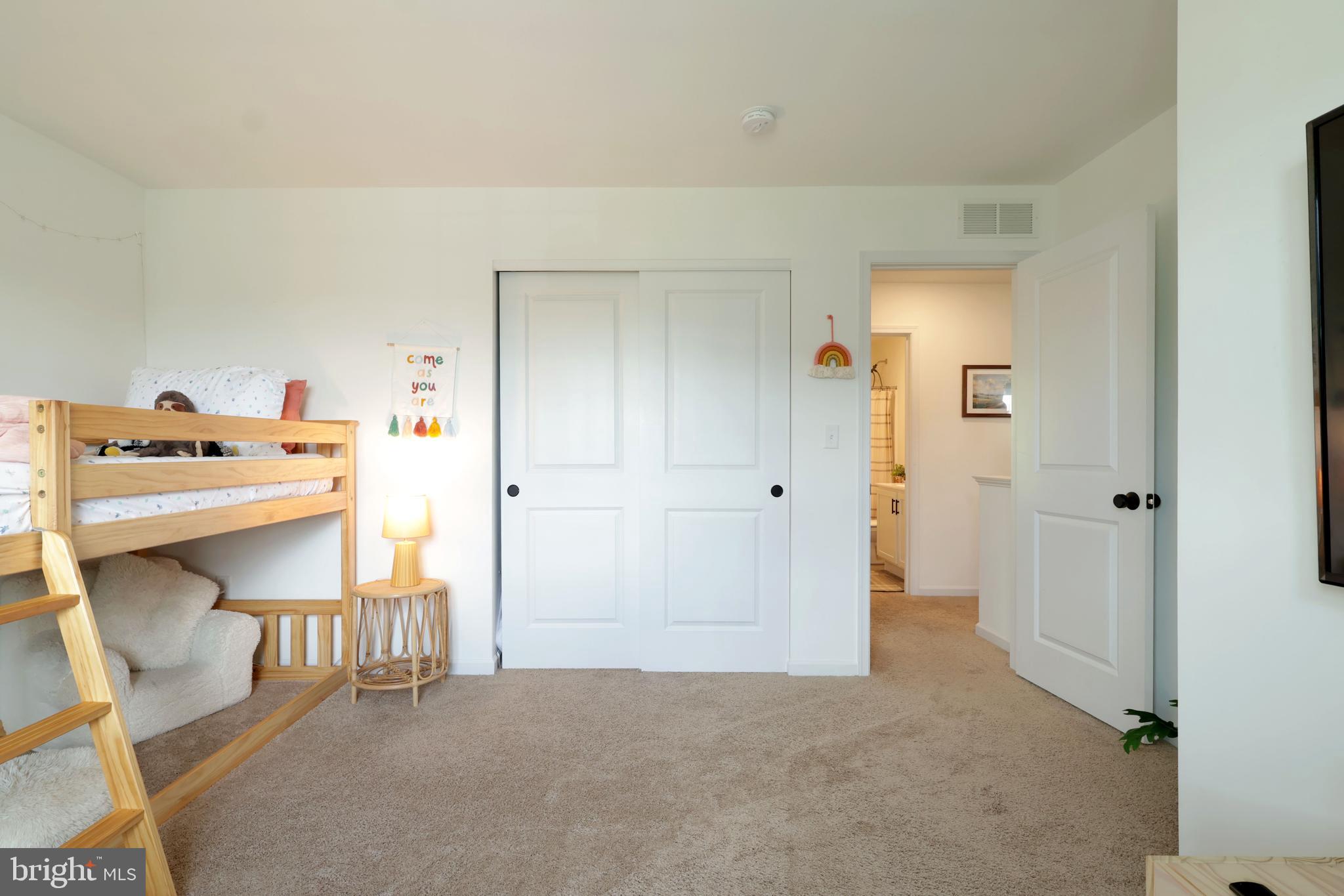 LOGAN GREENE - Residential