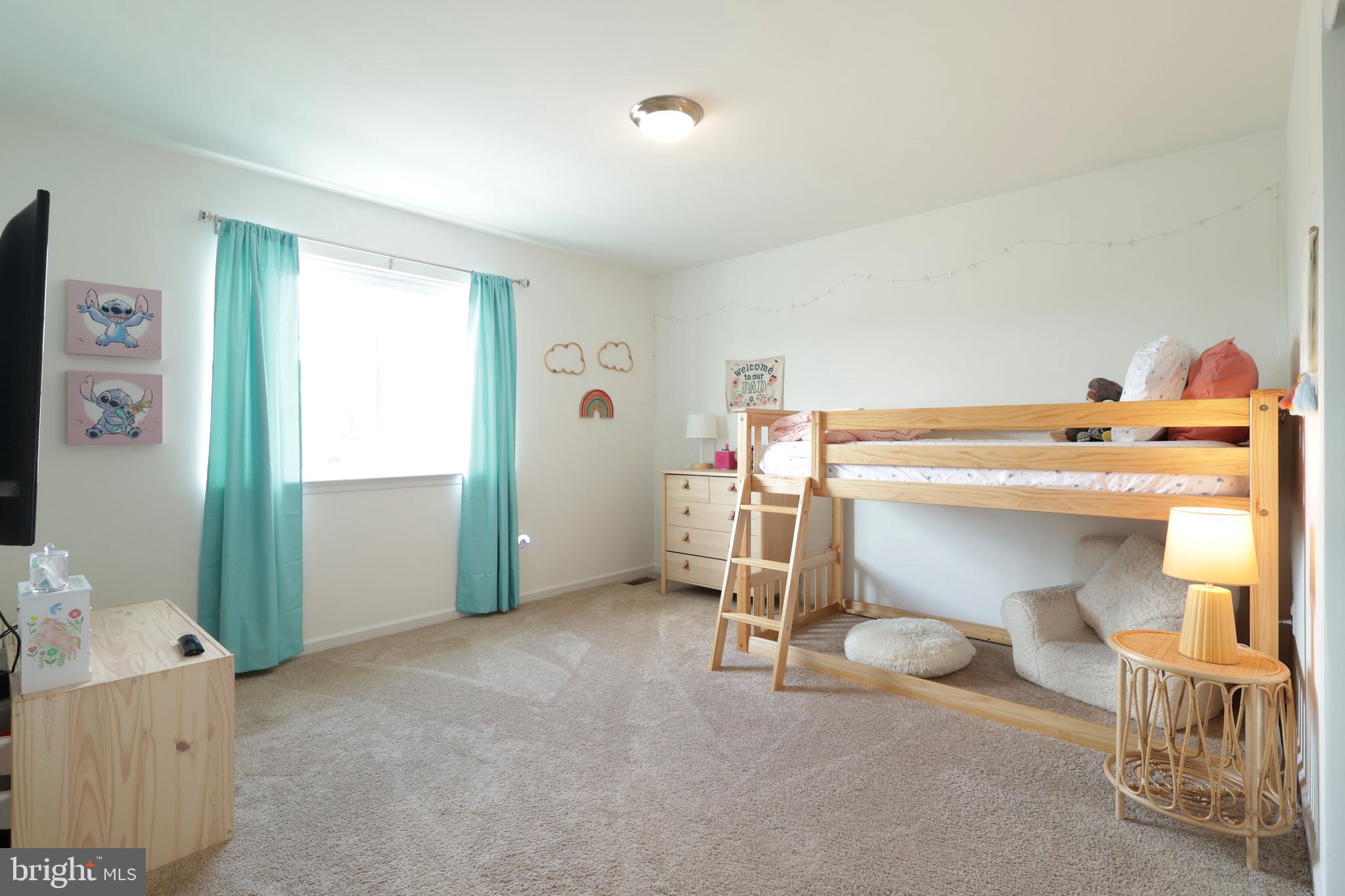 LOGAN GREENE - Residential