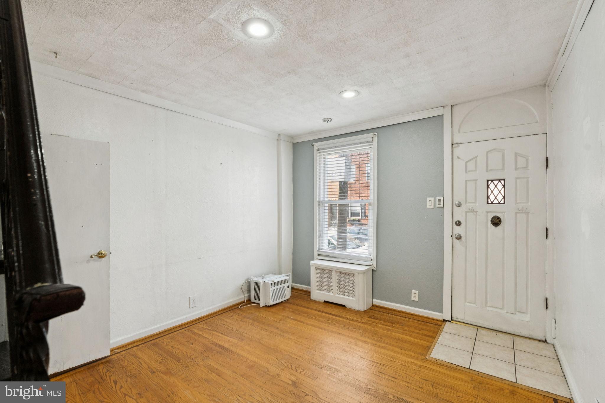 PORT RICHMOND - Residential