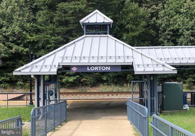 LORTON TOWN CENTER - Residential