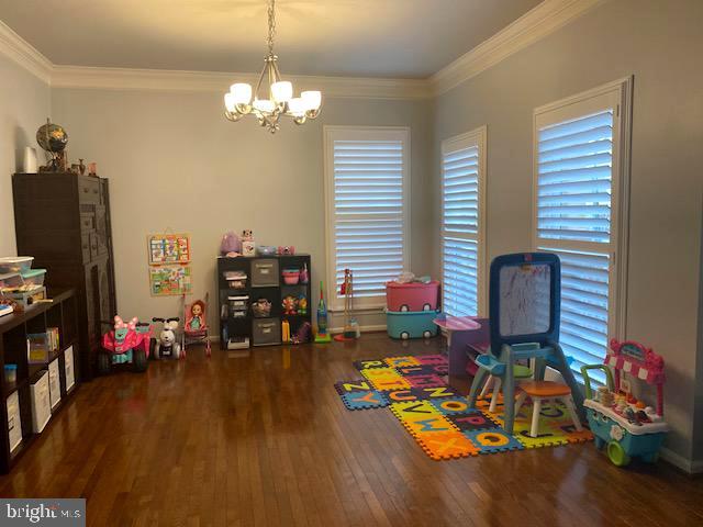 LORTON TOWN CENTER - Residential