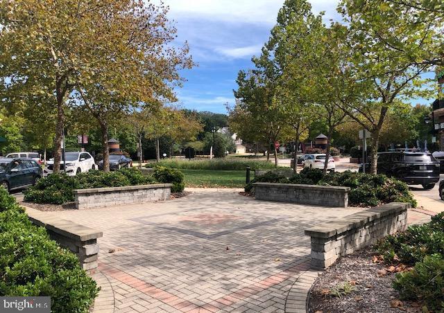 LORTON TOWN CENTER - Residential