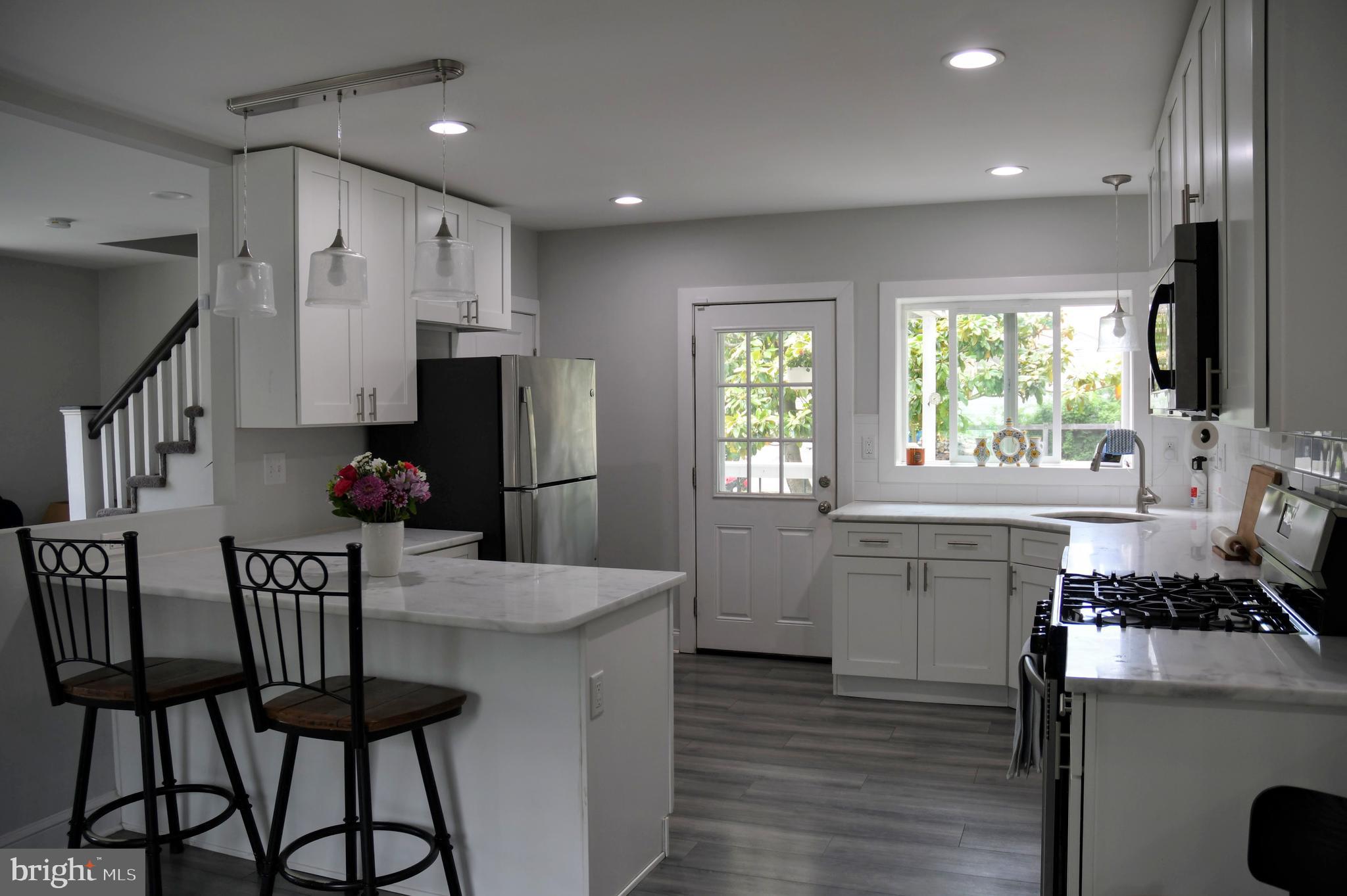CRESTMONT - Residential