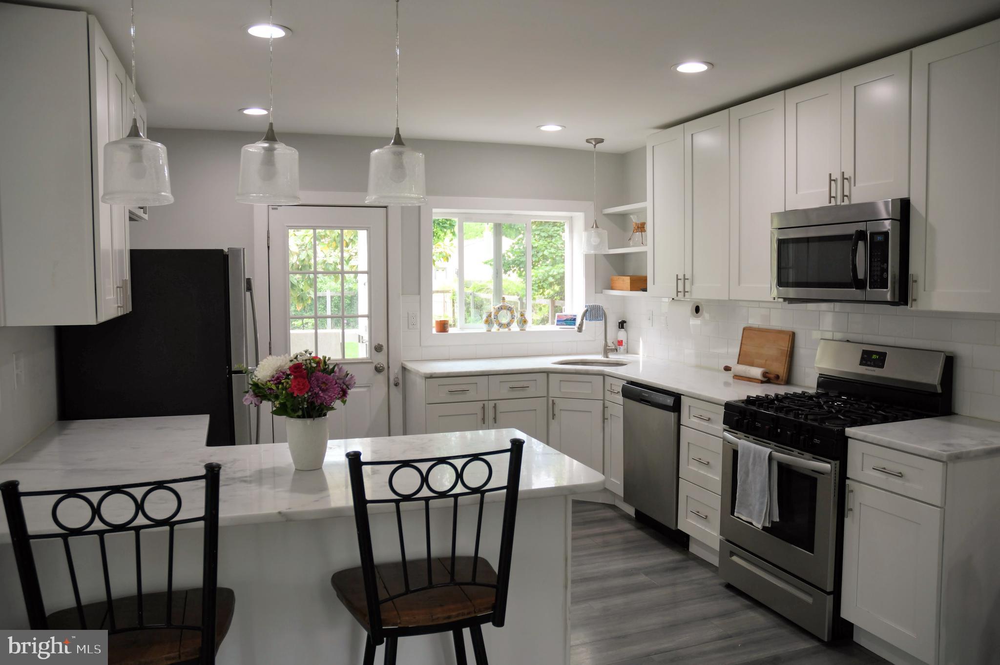 CRESTMONT - Residential