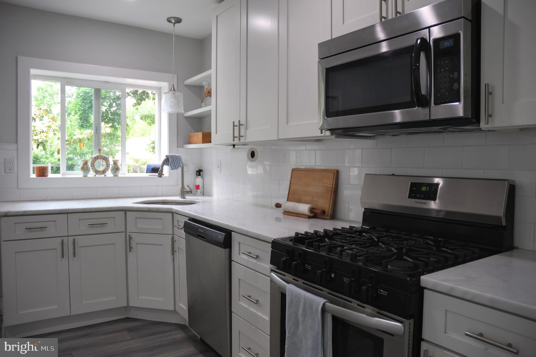 CRESTMONT - Residential